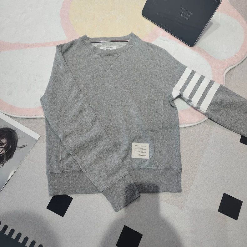 Thom Browne Thom Browne Classic side-closure hoodie Size US XS / EU 42 / 0 - 1 Thumbnail