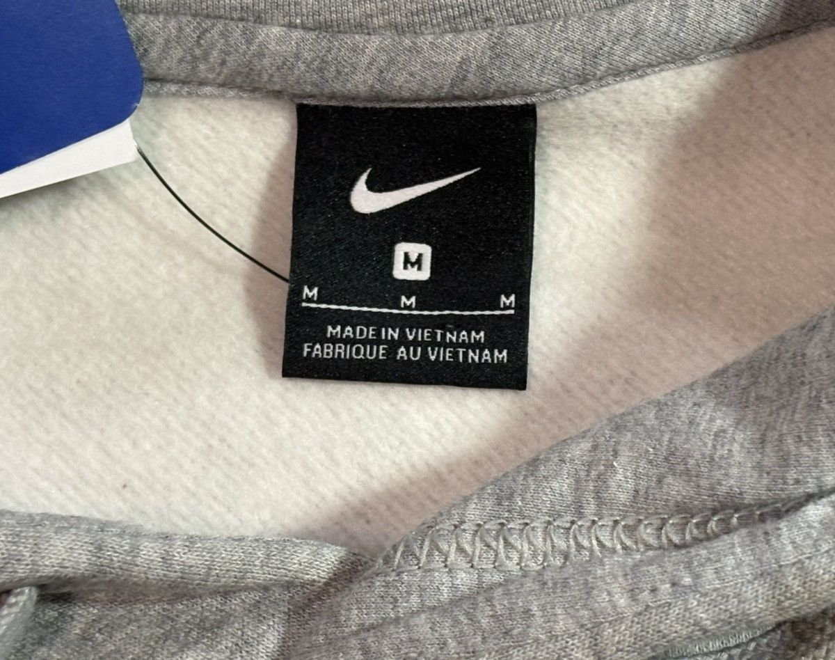 Nike Nike LA Lakers 2020 NBA Finals Champions Pullover Hoodie Size US M / EU 48-50 / 2 - 6 Thumbnail