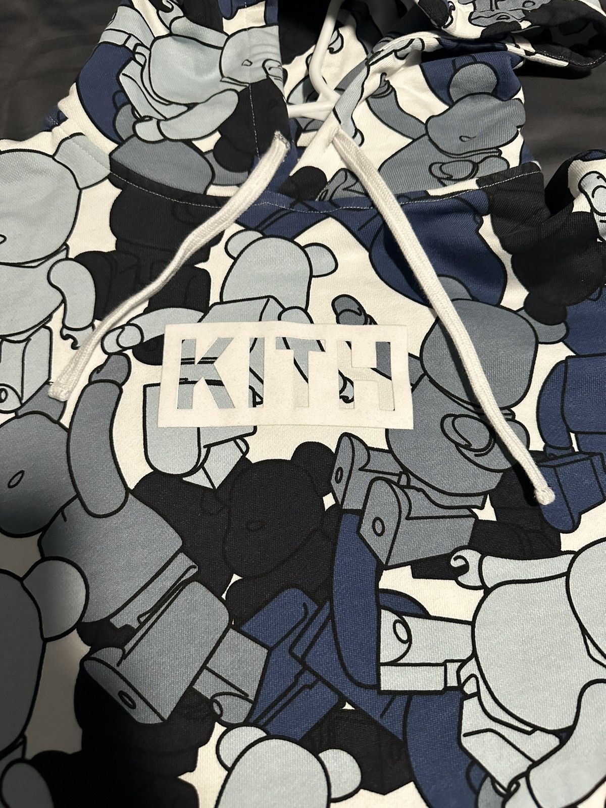 Kith Kith x Bearbrick Pattern Hoodie (Large) Size US L / EU 52-54 / 3 - 3 Thumbnail