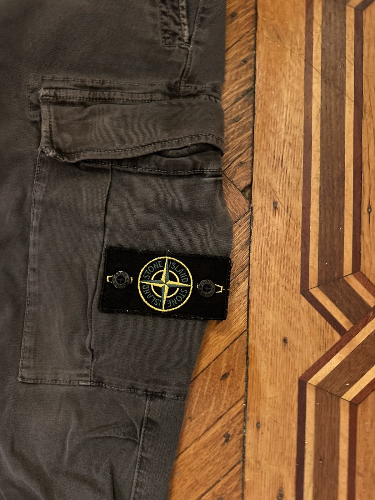 Stone Island Stone island black faded cargos Size US 31 - 2 Thumbnail