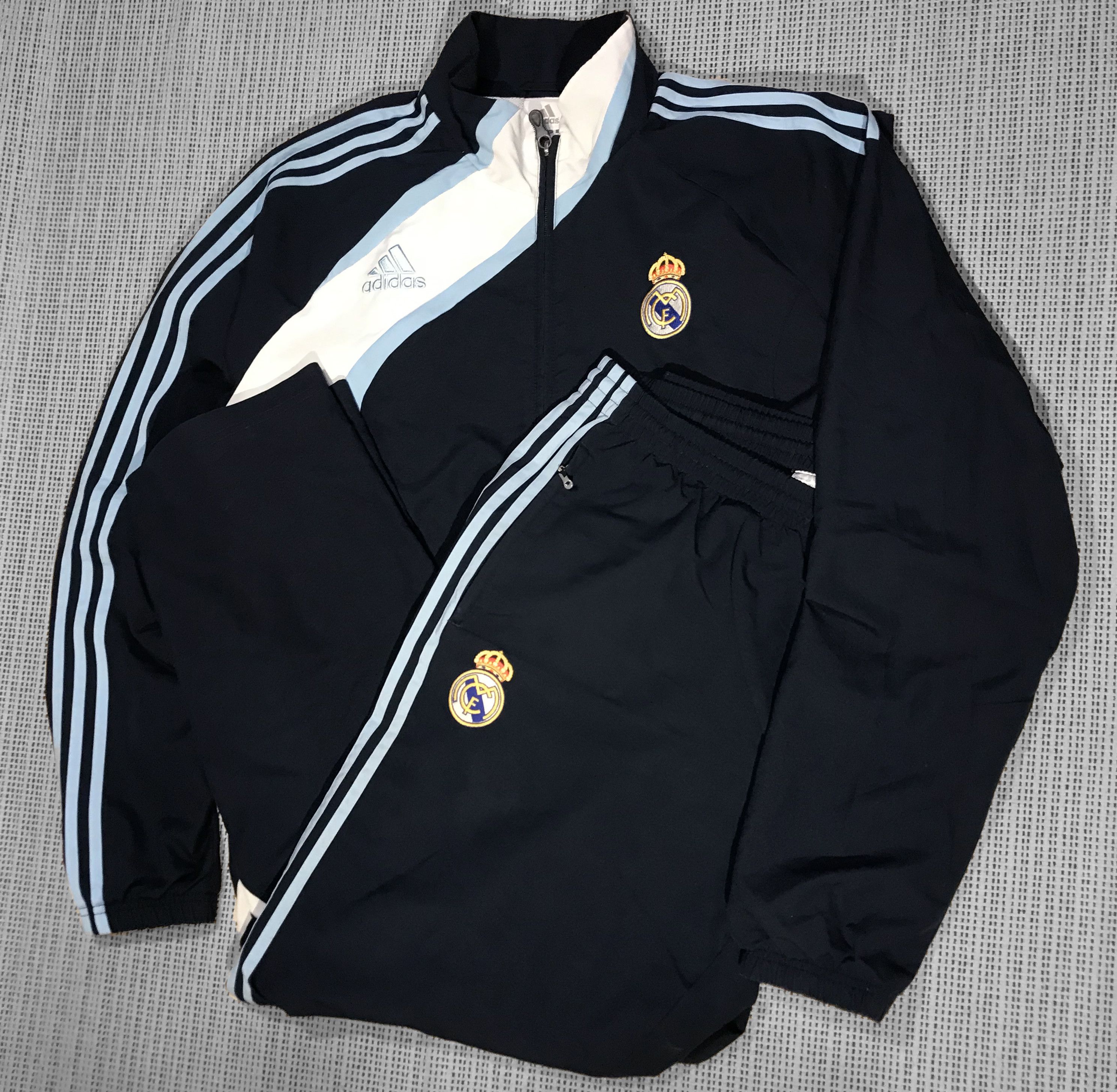 image of Tracksuit Complete Adidas 09/10 Real Madrid (Xl) in Blue/White, Men's