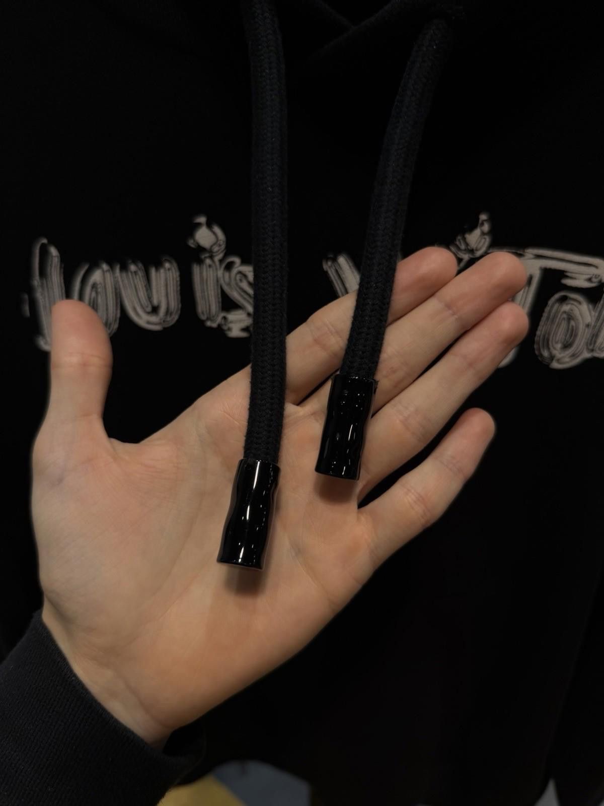 Louis Vuitton Size Medium - Louis Vuitton Graphic Hoodie Black SS22 1A9SVP Size US M / EU 48-50 / 2 - 10 Thumbnail
