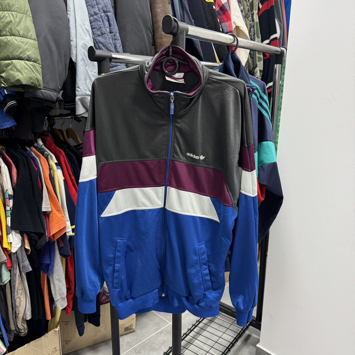 Adidas Vintage Adidas Track Jacket Retro 90s Men Size M Size US M / EU 48-50 / 2 - 2 Thumbnail