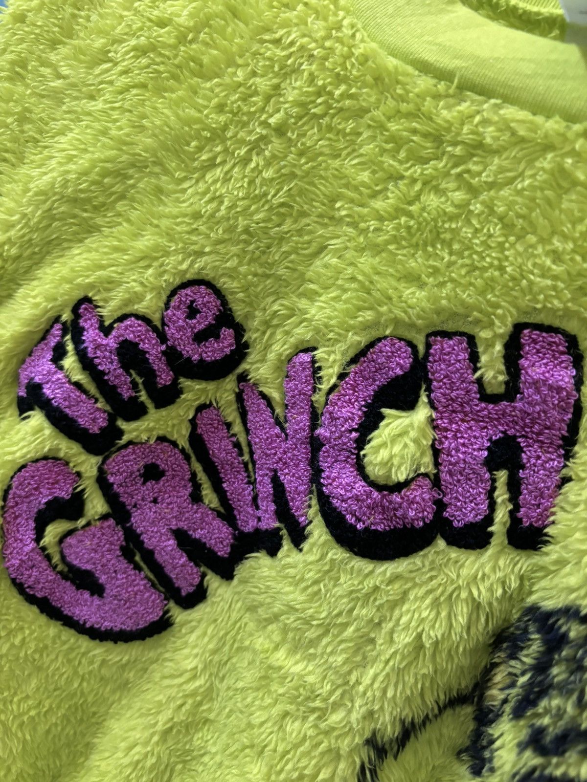 Vintage The Grinch Big Print Fleece Sweatshirt (Size L) Size US L / EU 52-54 / 3 - 5 Thumbnail