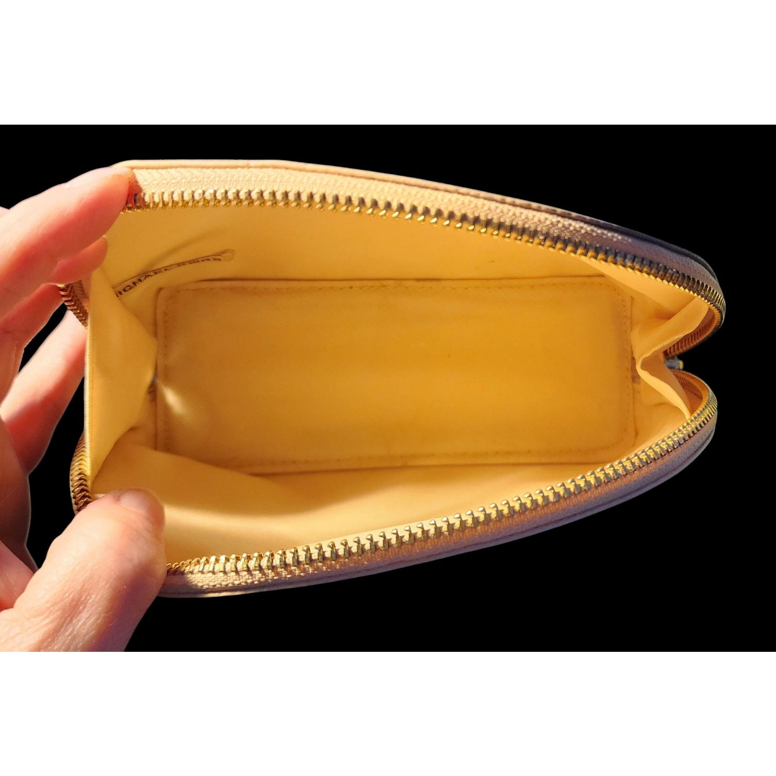 Michael Kors Michael Kors Jet Set Travel Cosmetic Leather Pouch-Pale Gold Size ONE SIZE - 7 Thumbnail