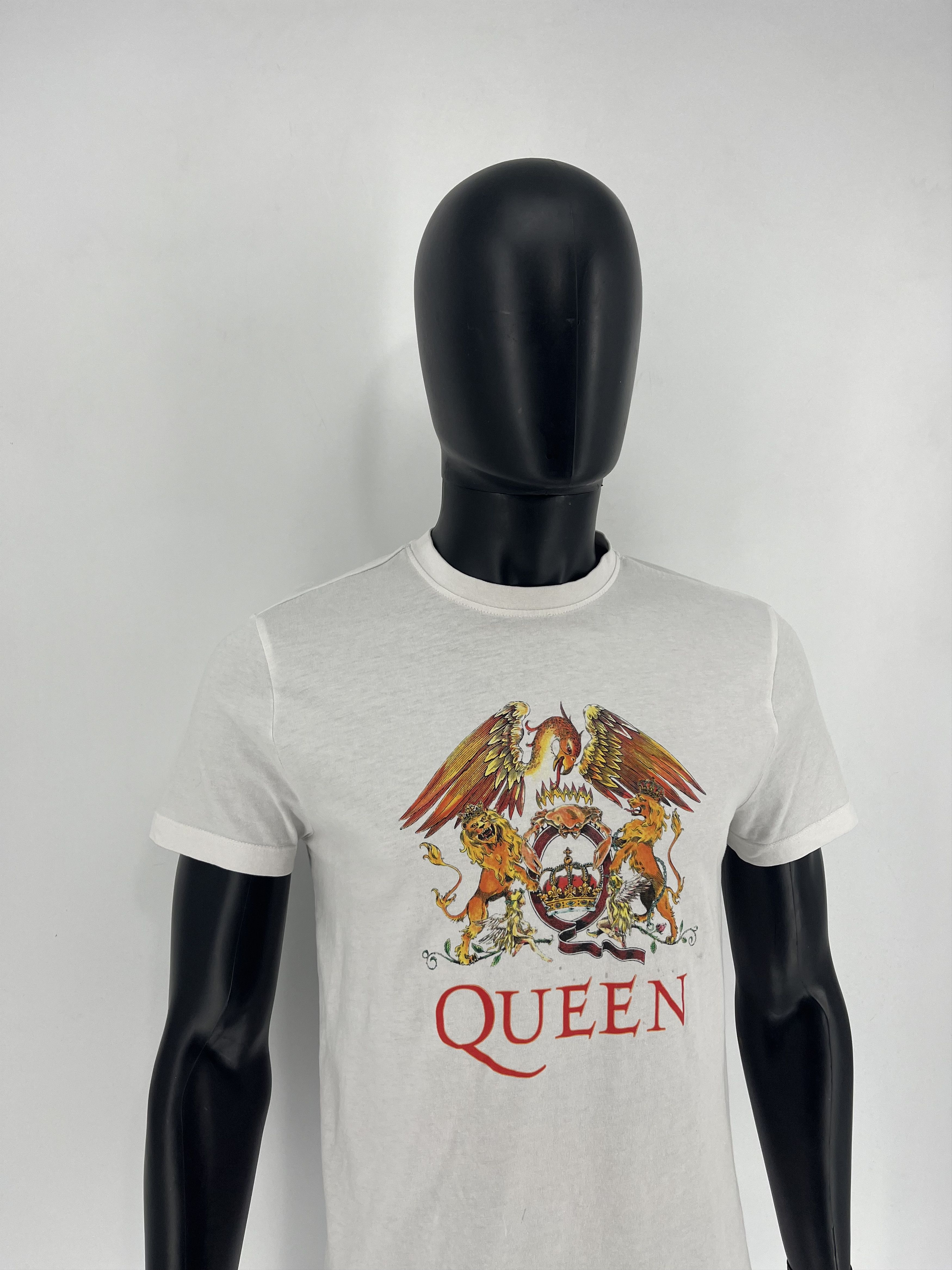 Band Tees Vintage Y2k Hanes Queens Band Tee Streetwear Style Size US S / EU 44-46 / 1 - 3 Thumbnail