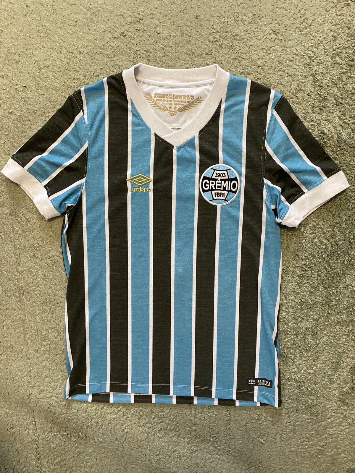 Umbro Official Umbro Gremio 1983 Retro # 7 Jersey Football Soccer Size US S / EU 44-46 / 1 - 1 Thumbnail