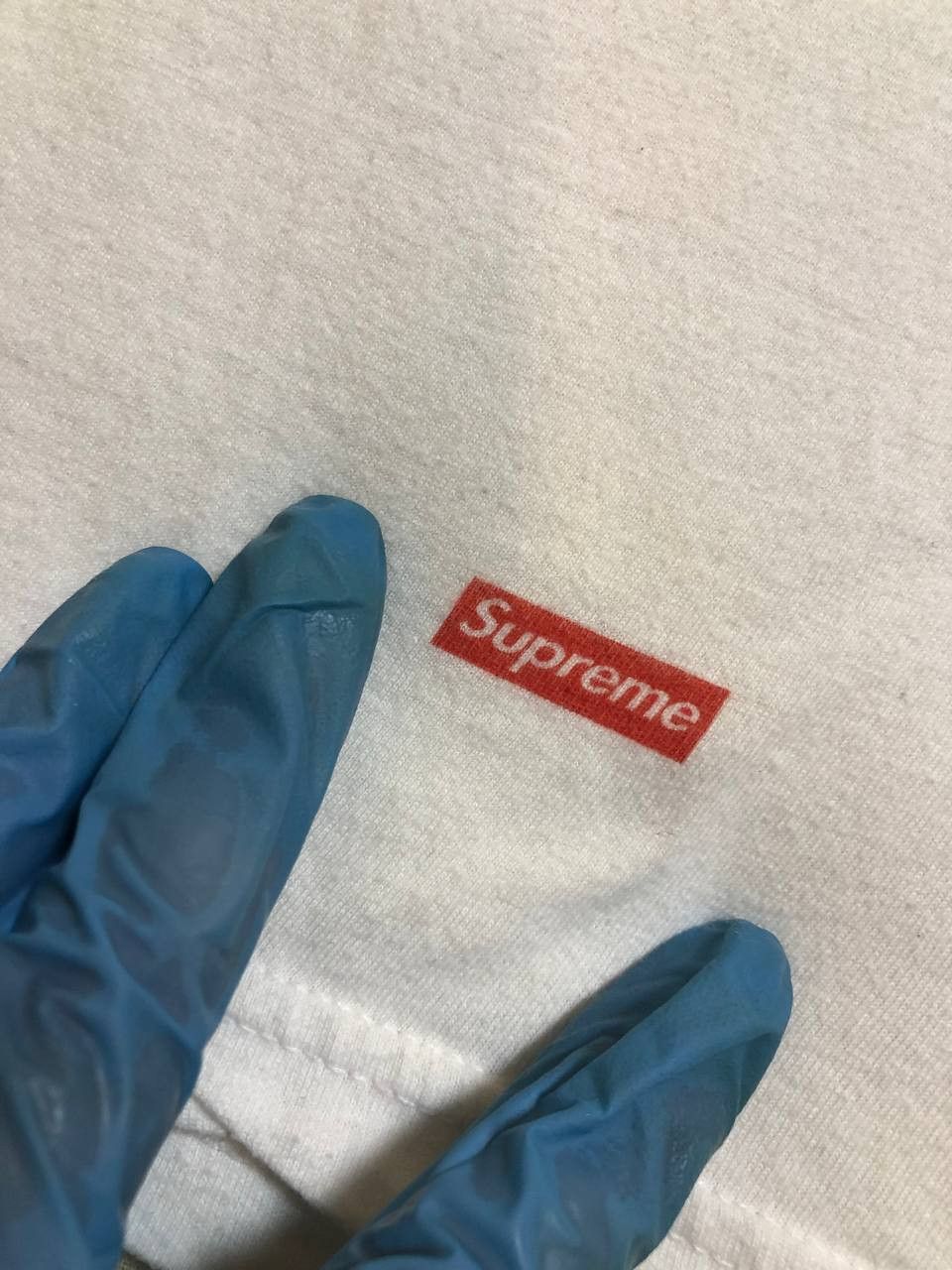 Hanes × Supreme Supreme Hanes Classic Tagless Crewneck Logo White T-Shirt Size US S / EU 44-46 / 1 - 4 Thumbnail
