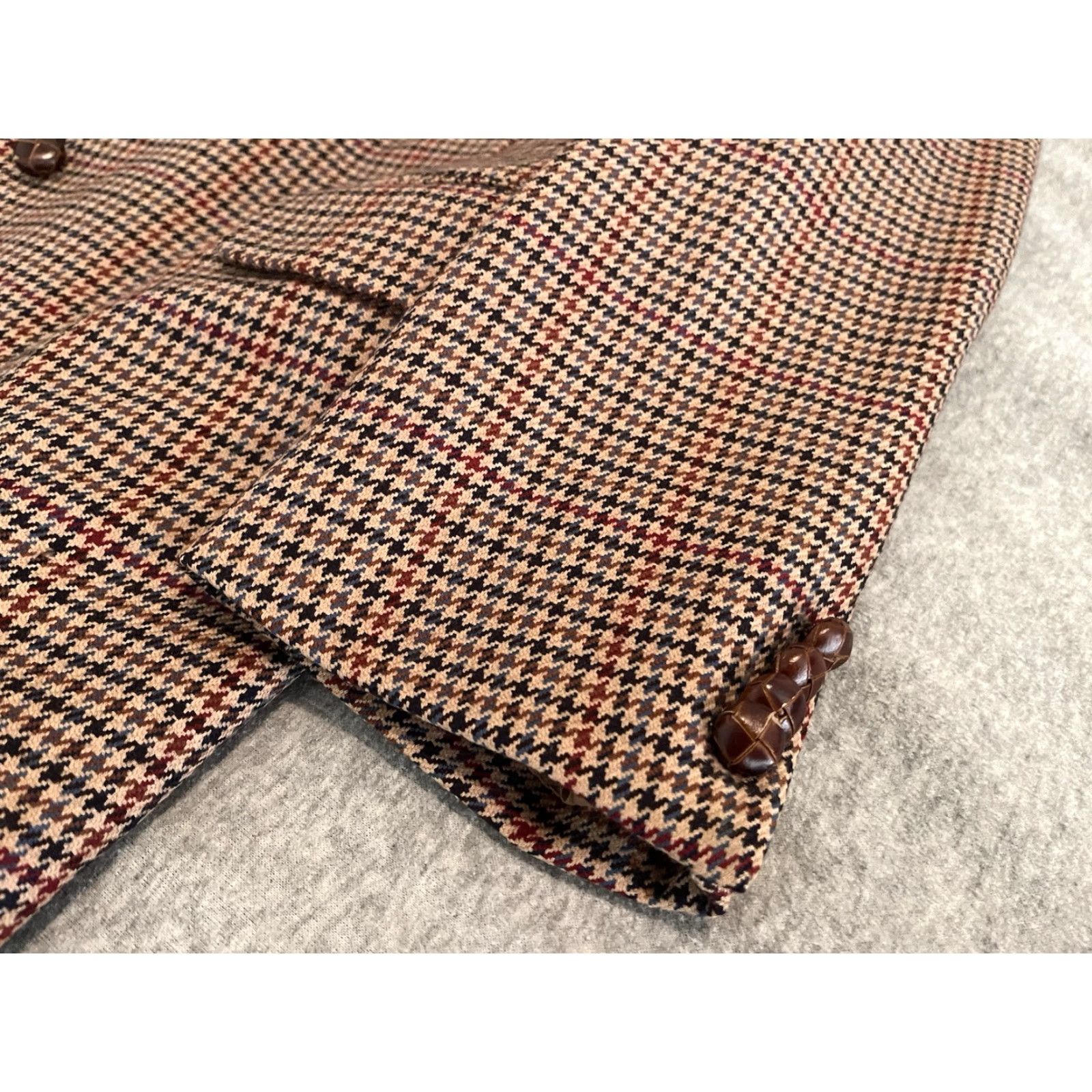 Vintage VINTAGE Hickey Freeman Blazer Jacket Mens Wool Houndstooth Brown 2-Button 44 Size Regular Clothing Coat Sport Coat Size 44R - 6 Thumbnail