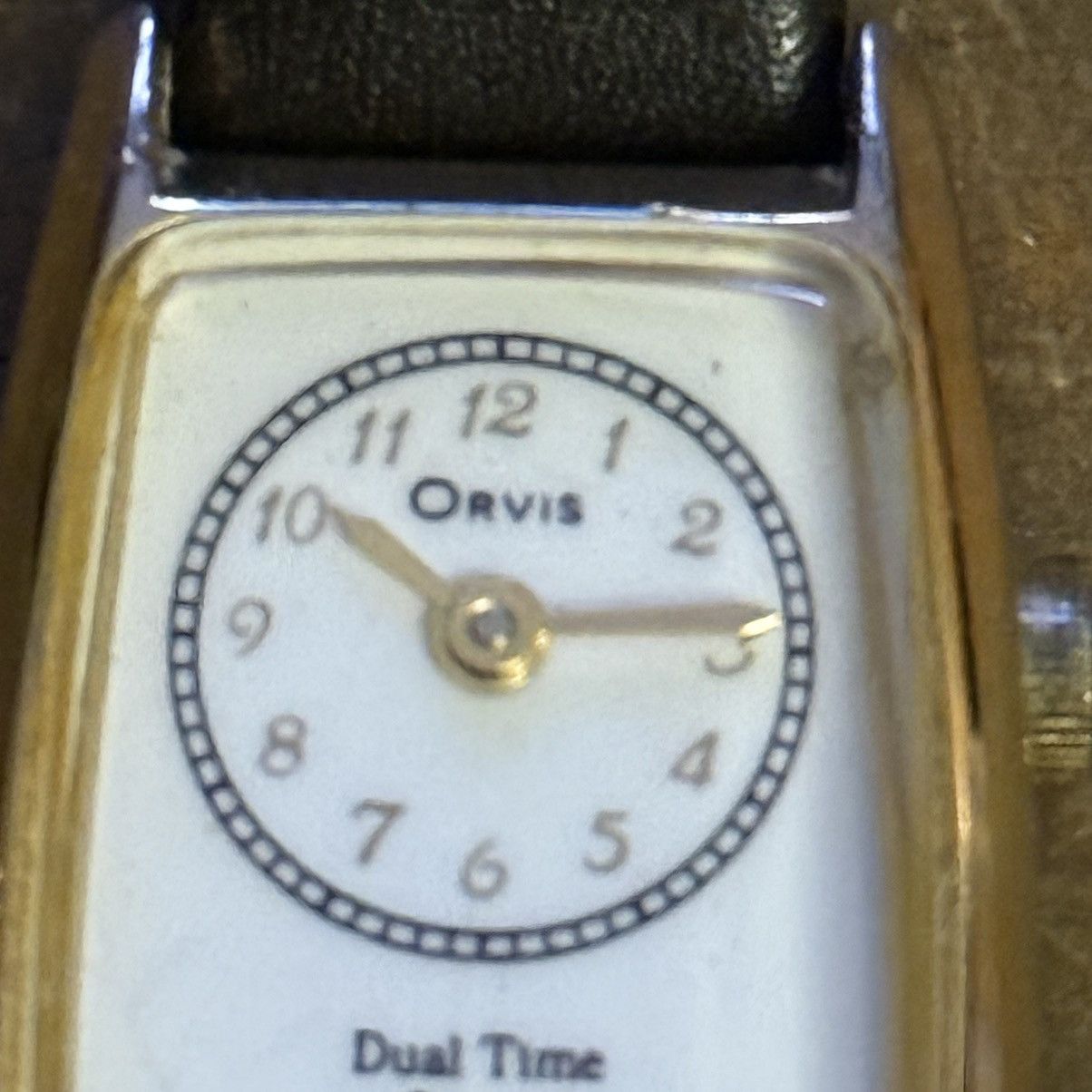 Orvis Orvis Dual Time rectangle face leather watch Size ONE SIZE - 2 Thumbnail