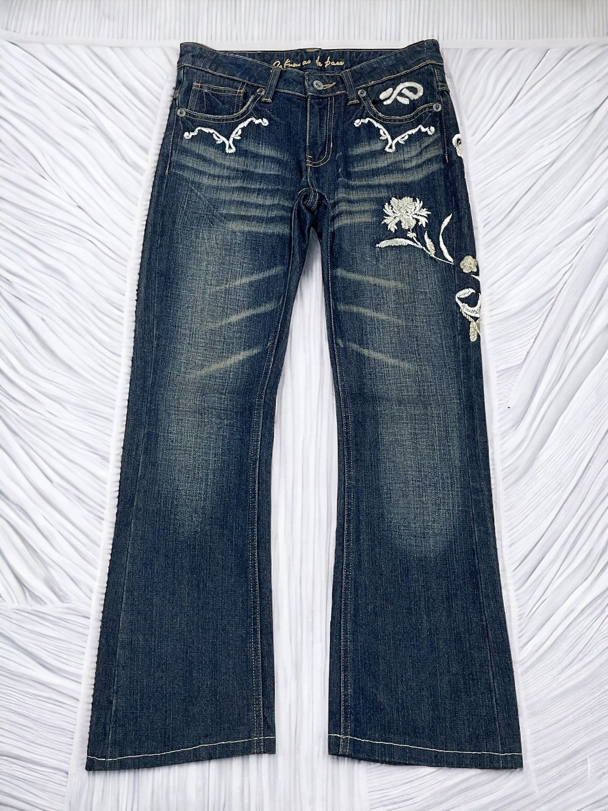 Frankie Shop Floral Motive Embroidery Flare Mud Indigo Denim Size US 28 / EU 44 - 1 Thumbnail