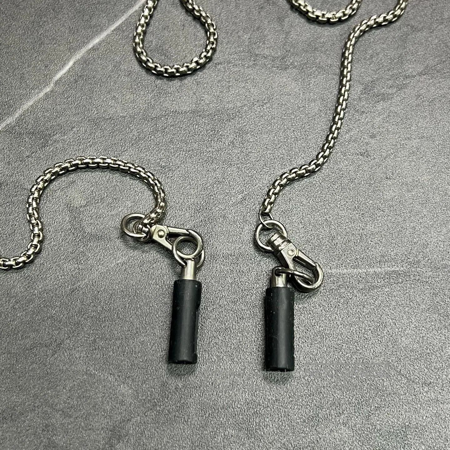 Prada Prada Metal Triangle Logo Headphone Chain. Size ONE SIZE - 3 Thumbnail