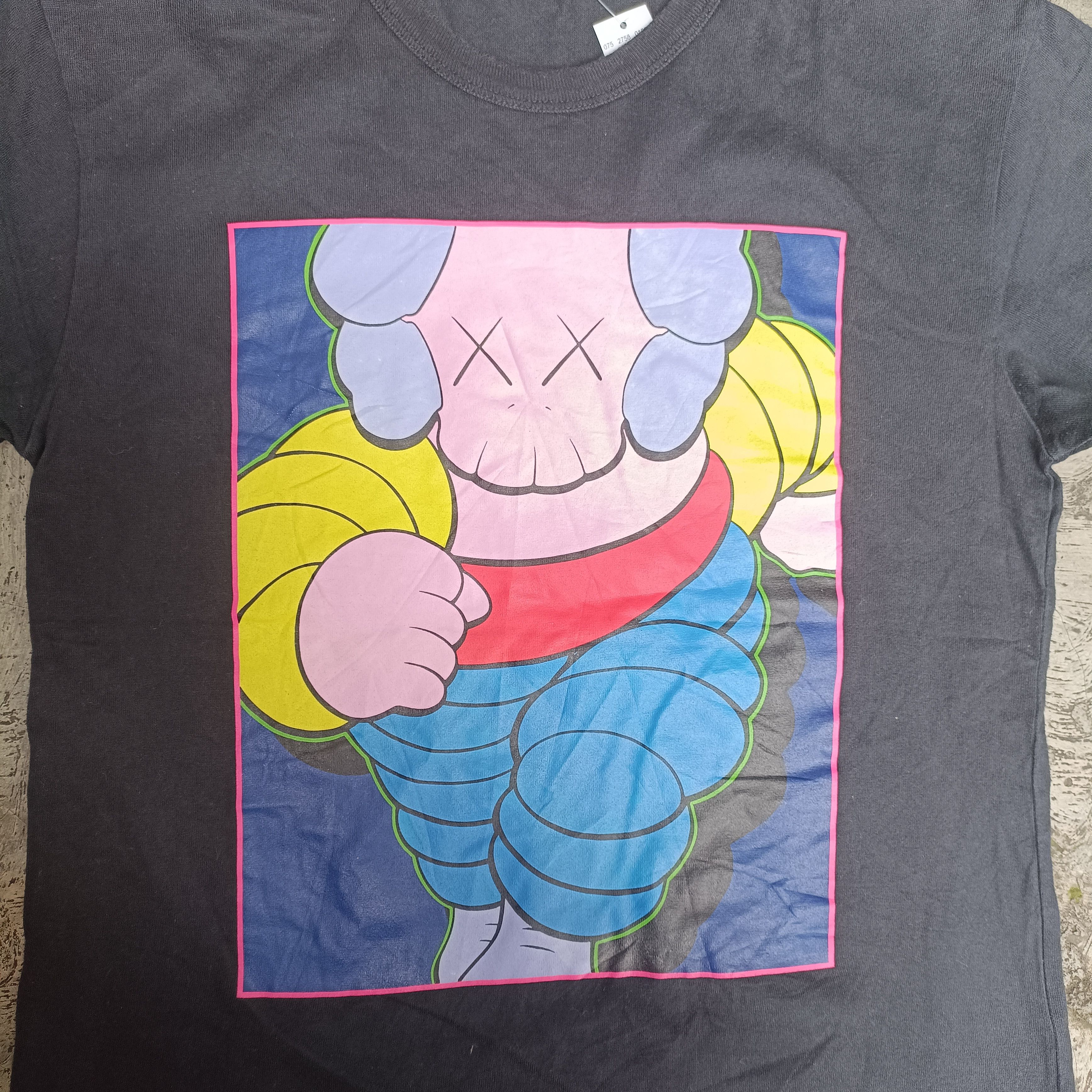 Kaws × Original Fake Original Fake Kaws Chum Tee 2006 Rip Off michelin man Size S / US 4 / IT 40 - 3 Thumbnail