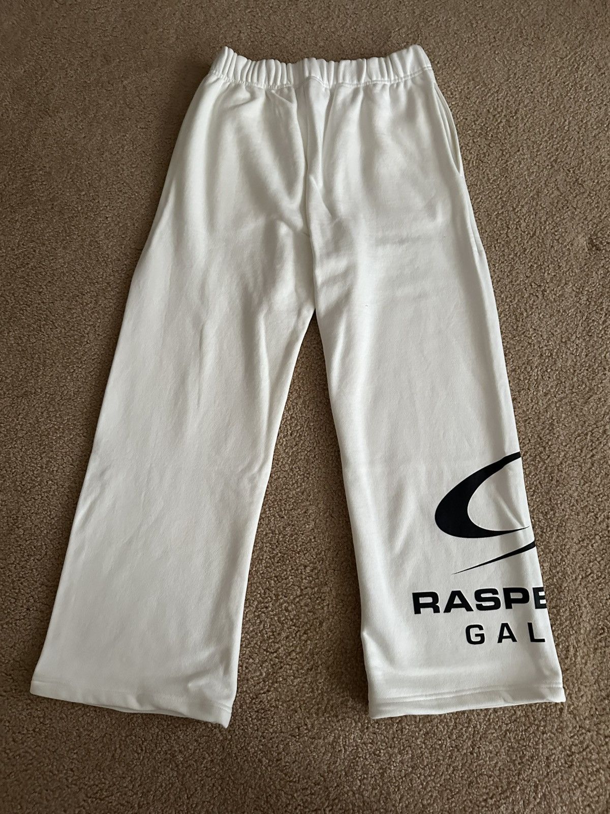 The GV Gallery GV Gallery Raspberry Hills Galaxy Sweatpants Size Small Size US 32 / EU 48 - 6 Thumbnail