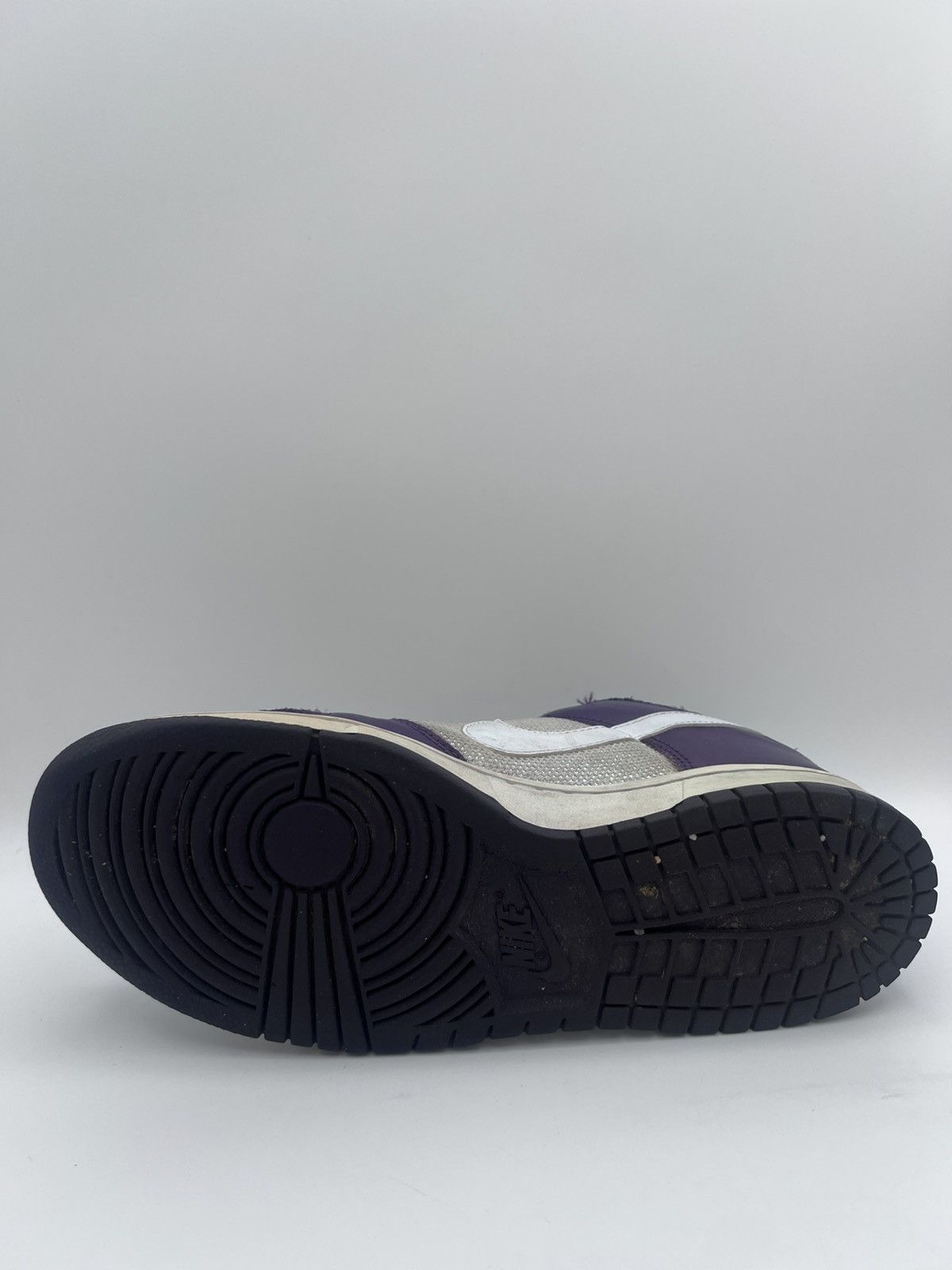 Nike Nike Dunk Low Women's Size 11 Running Shoes Purple White Size US 11 / IT 41 - 6 Thumbnail