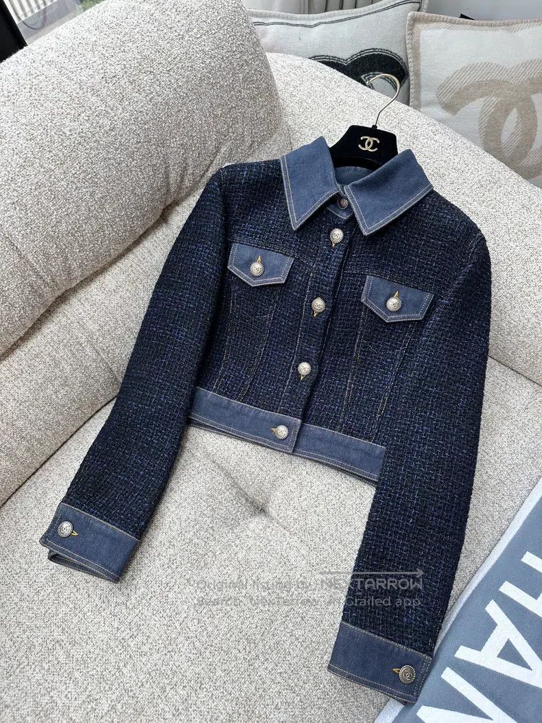 Chanel Chanel 18P dark blue fine glitter thick tweed denim two-p Size M / US 6-8 / IT 42-44 - 2 Thumbnail