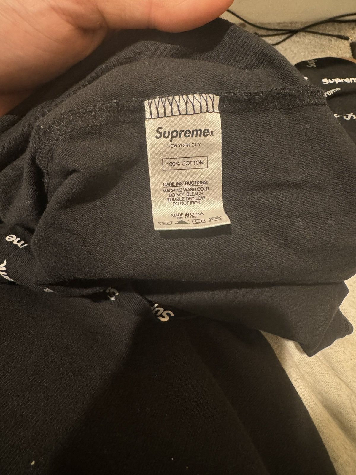Supreme Supreme All Over Logo Print Black Size US M / EU 48-50 / 2 - 4 Thumbnail