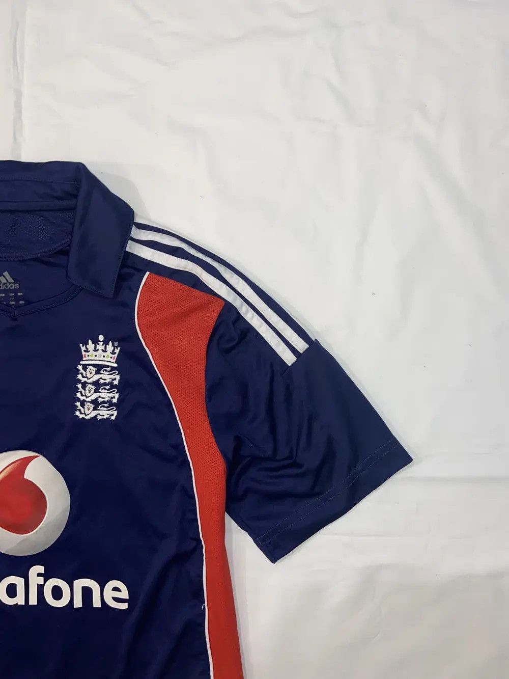 Adidas VINTAGE 2008 ADIDAS ENGLAND CRICKET NATIONAL TEAM JERSEY Size US S / EU 44-46 / 1 - 6 Thumbnail