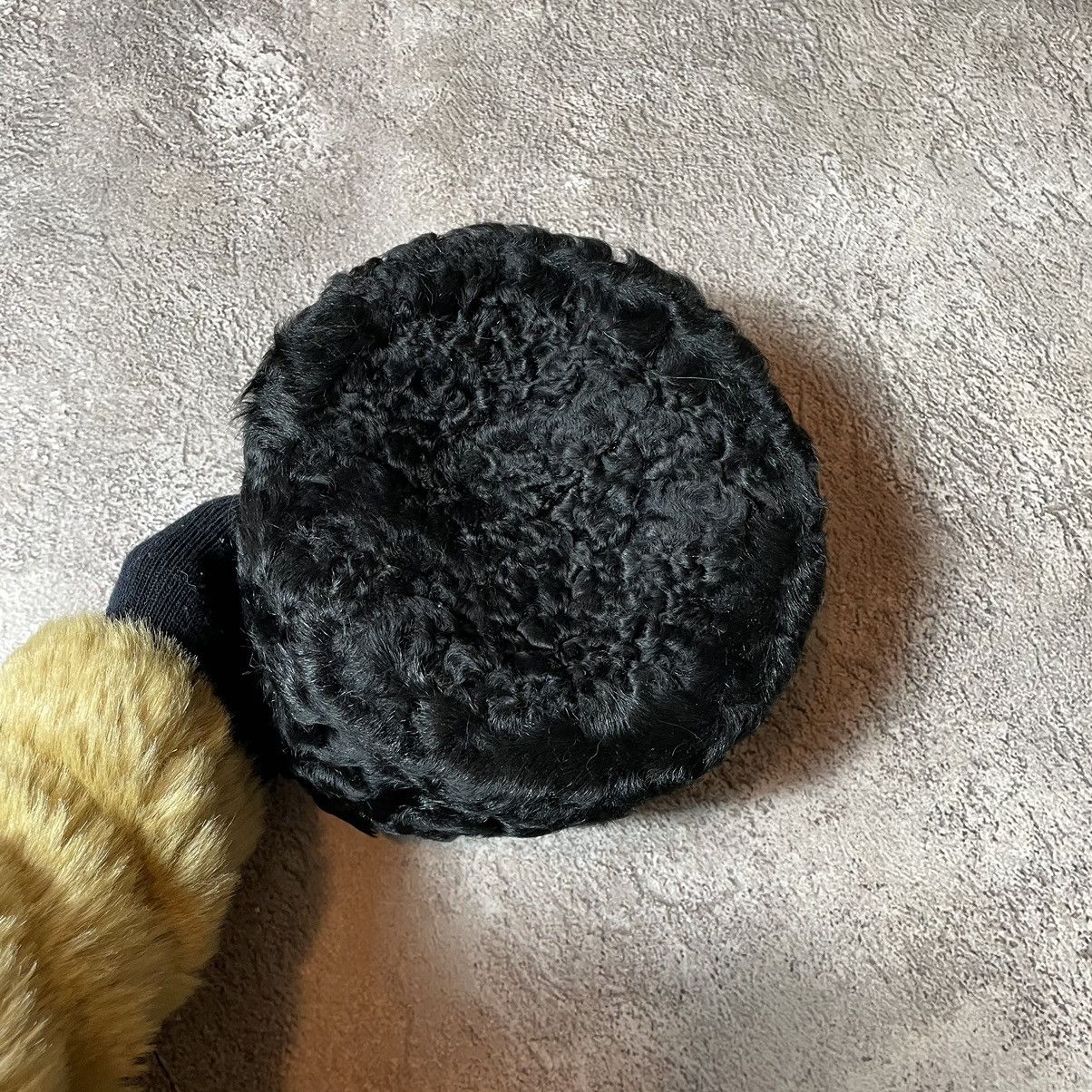 If Six Was Nine Vintage 90s Alt Beanie Mohair Ushanka Faux American VTg Size ONE SIZE - 5 Thumbnail