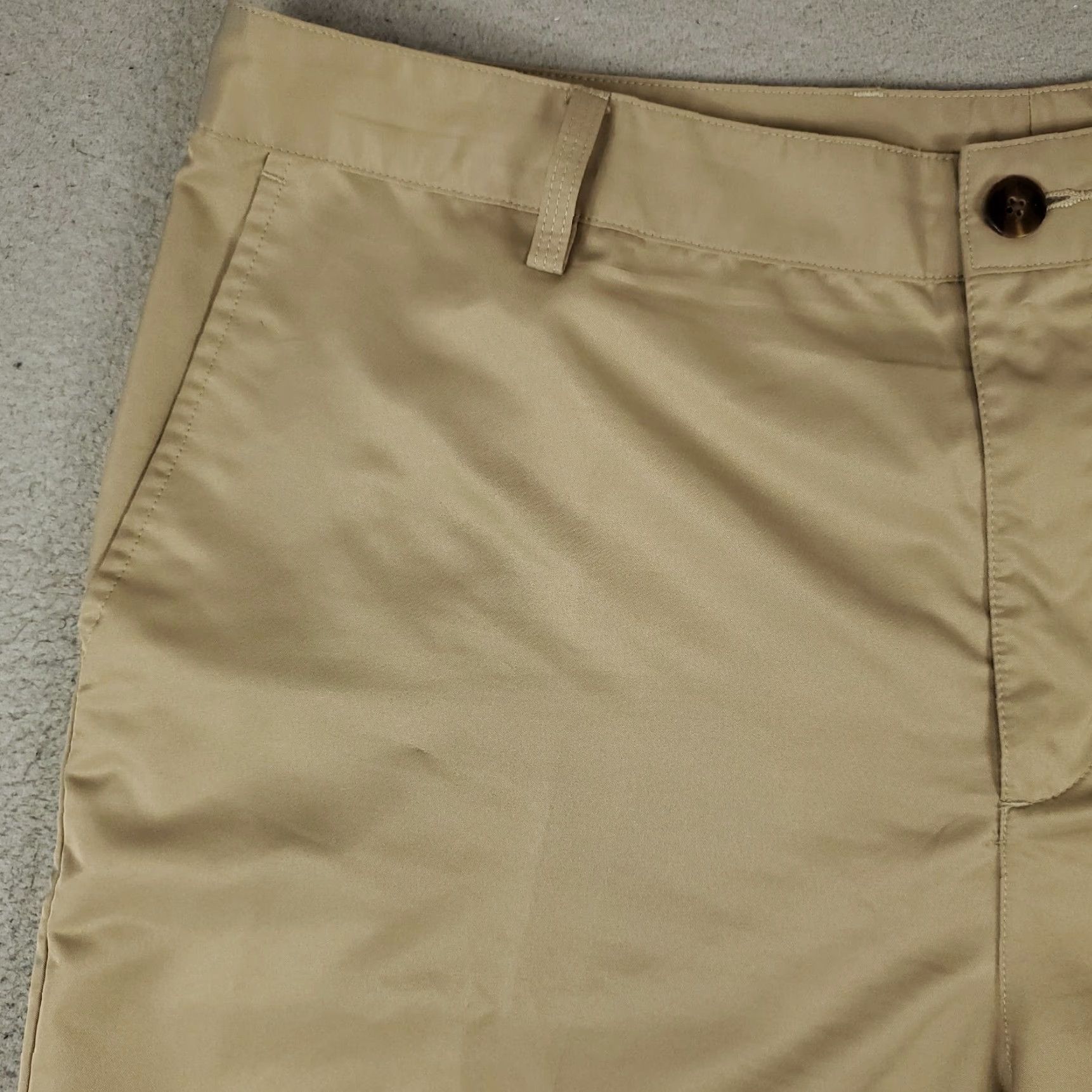 Adidas adidas Shorts Mens Size 36 Beige Golf Casual Slash Pockets Flat Front Chino Size US 36 / EU 52 - 2 Thumbnail