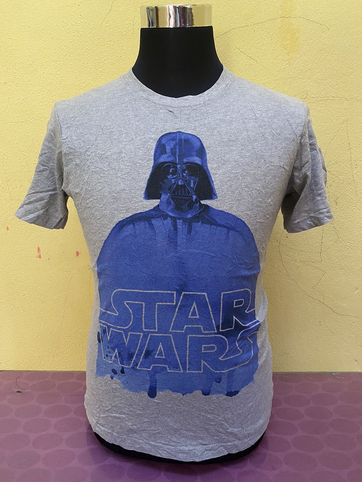 Uniqlo Star War x Uniqlo Tshirt Size US M / EU 48-50 / 2 - 2 Thumbnail