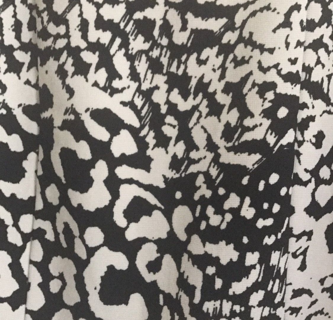 Forever 21 VINTAGE FOREVER 21 PRINTED MINI SKIRT SIZE S Size 28" / US 6 / IT 42 - 4 Thumbnail