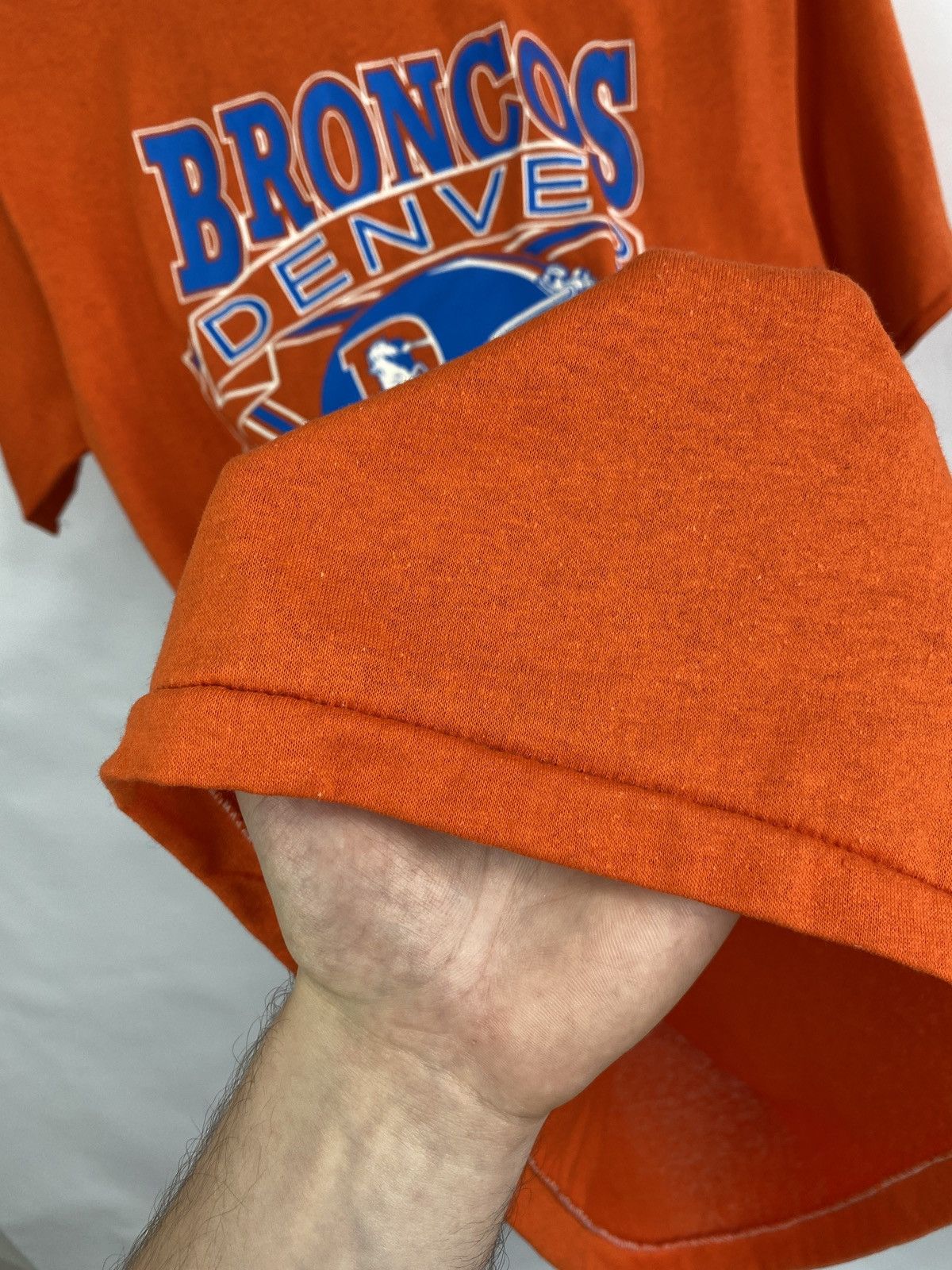 Logo 7 🇺🇸🏈 Vintage 90s Broncos Denver Football T-shirt Rare Retro Size US M / EU 48-50 / 2 - 8 Thumbnail