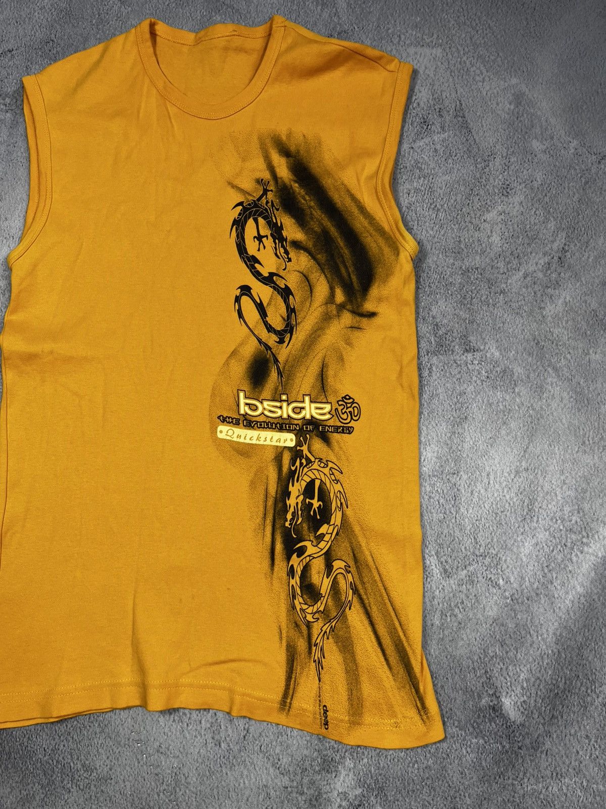 Other Vintage Y2K Japanese printed faded tank top streetwear Size US M / EU 48-50 / 2 - 3 Thumbnail