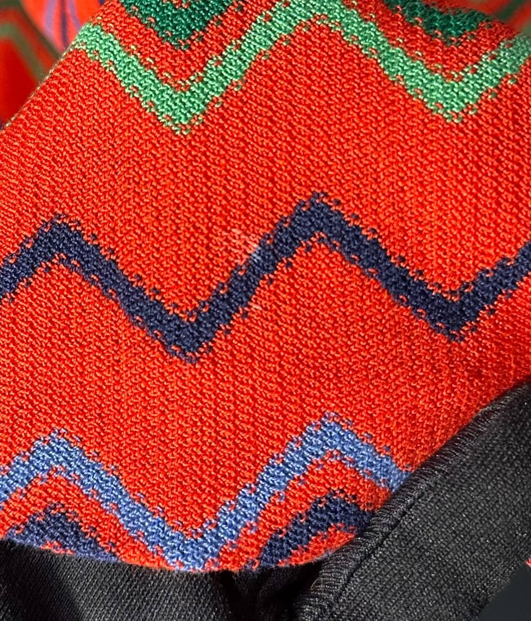 Missoni × Vintage MISSONI vintage Zigzag Pattern Flare Skirt red waves Size 22" - 5 Thumbnail
