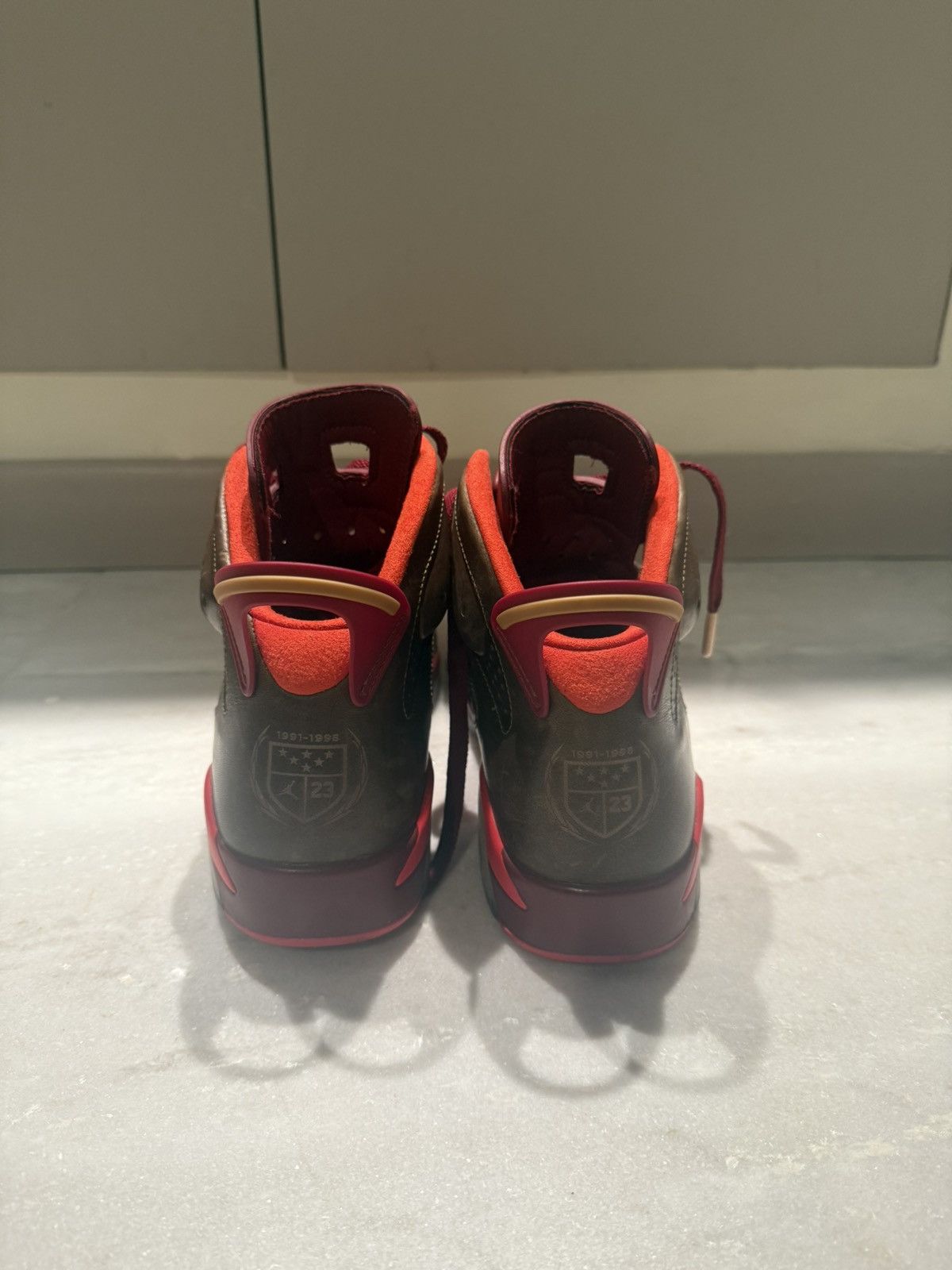 Jordan Brand JORDAN 6 CIGAR INFRARED SIZE 10 WORN ONCE!! Size US 10 / EU 43 - 7 Thumbnail
