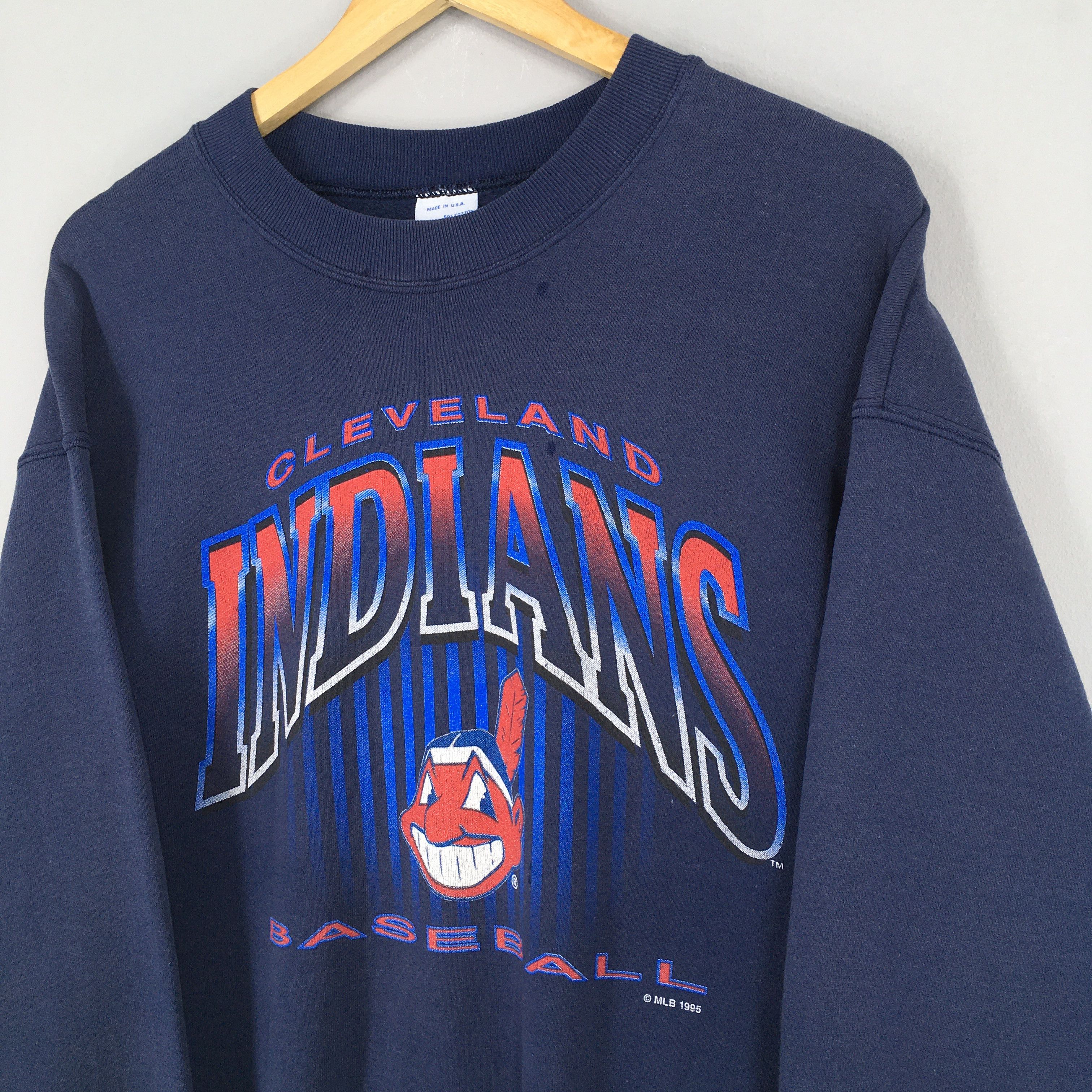 Gear for Sports × MLB × Vintage Vintage 90s Cleveland Indians Baseball Team MLB Sweatshirt L Size US L / EU 52-54 / 3 - 3 Thumbnail