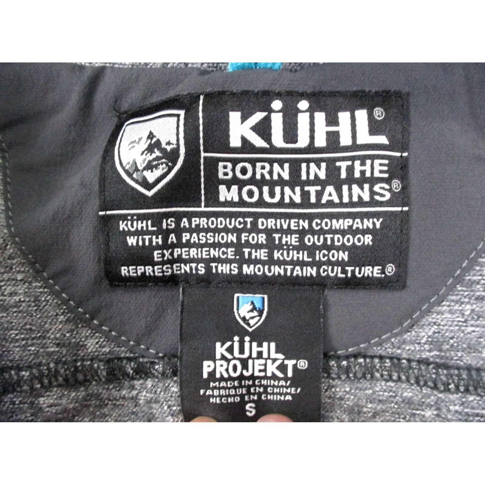 Vintage Kuhl Jacket Women S Gray Nylon Camping Hiking Jumper Hoodie Outdoors Parka Shirt Ladies S Gray Logo Pockets Hooded Zip Full Zip Thermal Size S / US 4 / IT 40 - 6 Thumbnail