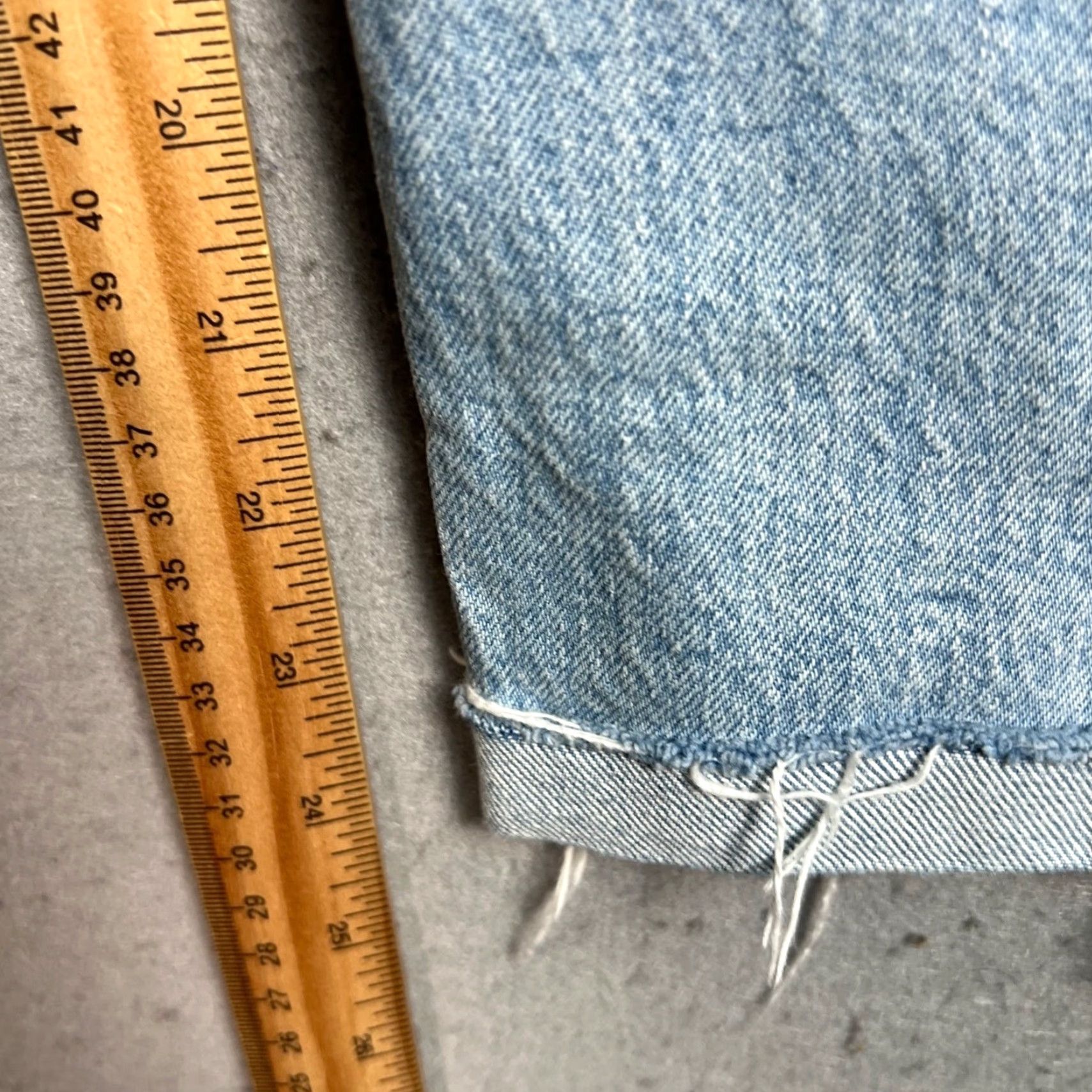 Topshop Topshop Womens Jeans Straight High-Waisted 25 Light Wash Denim Raw Hem Blue Size 42" / US 20 - 7 Thumbnail