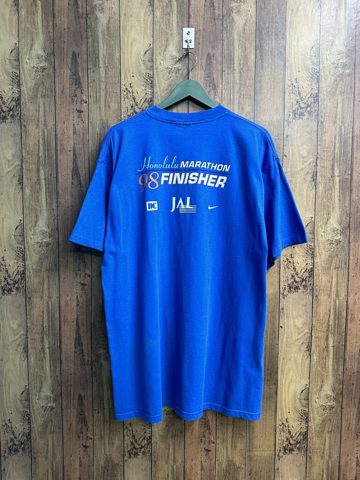 Nike Nike 1998 Finisher Marathon Honolulu Vintage Tshirt A245 Size US L / EU 52-54 / 3 - 3 Thumbnail