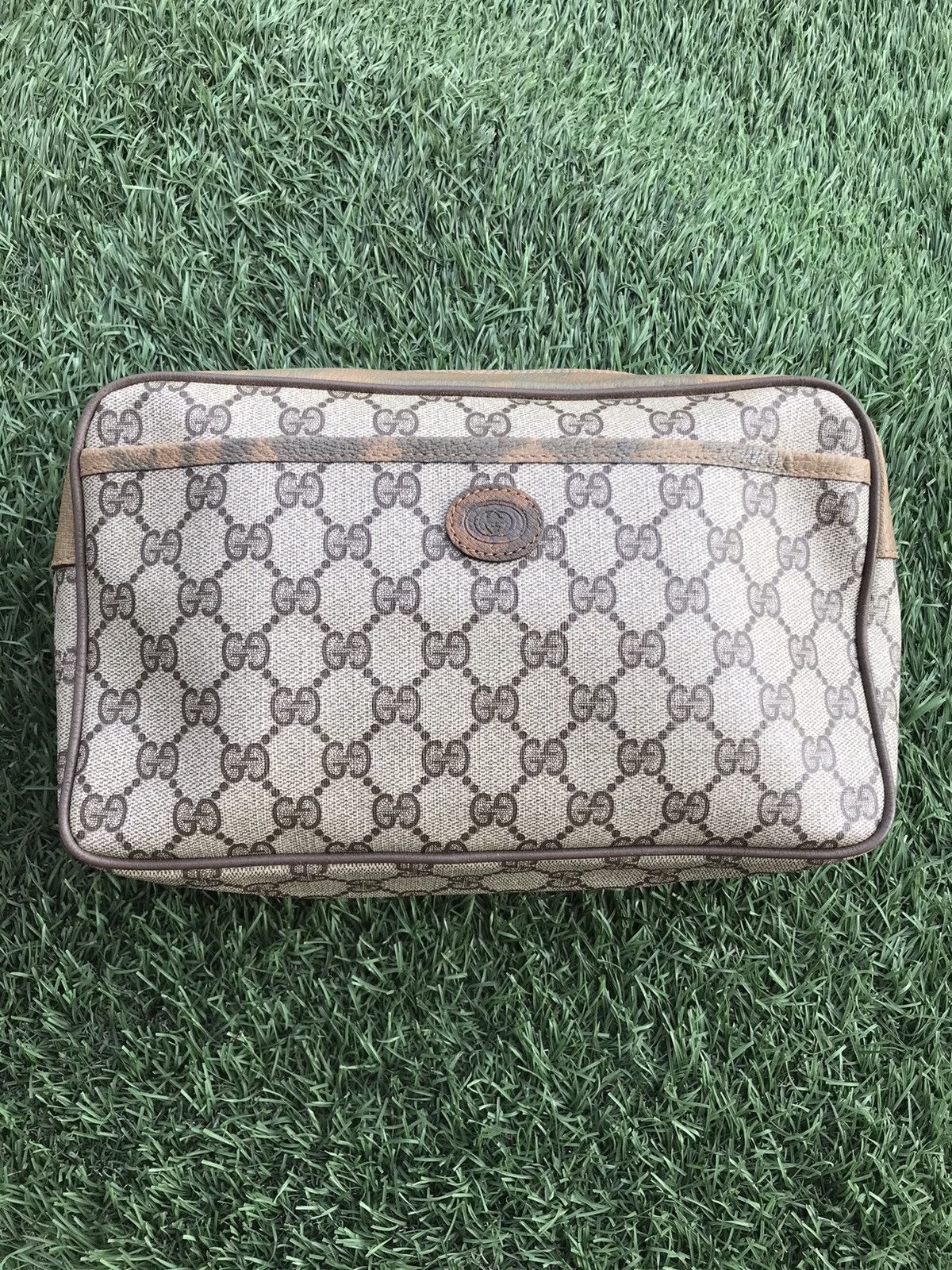 Gucci × Vintage Vintage Authentic Gucci Clutch Bag Size ONE SIZE - 1 Thumbnail