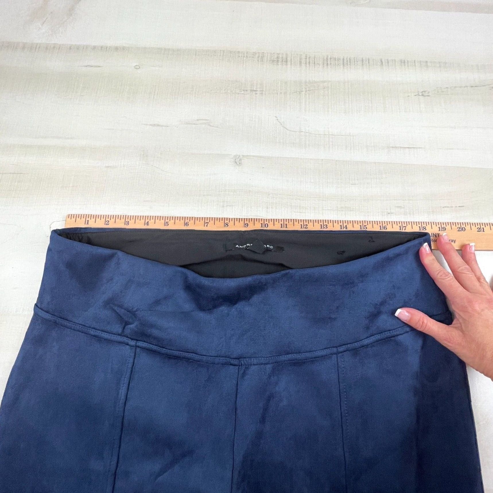 Andrew Marc Andrew Marc Womens Leggings XL Blue Velour Pull On Pants Stretch Flat Front Shirt? Size 40" / US 18 - 6 Thumbnail