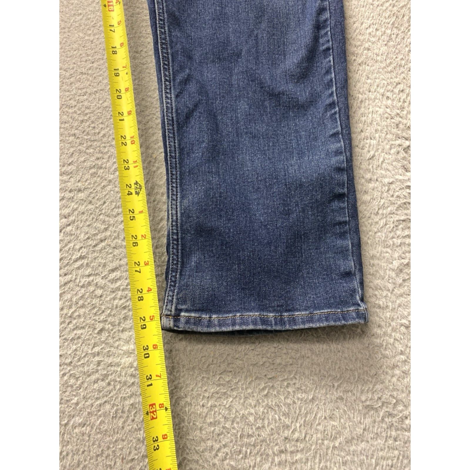 Eddie Bauer Eddie Bauer Jeans Men Slim Straight 40x29 Blue Denim 5-Pocket Logo Zip Closure Regular Waist Slim Fit Men’s Jeans Size US 40 / EU 56 - 7 Thumbnail