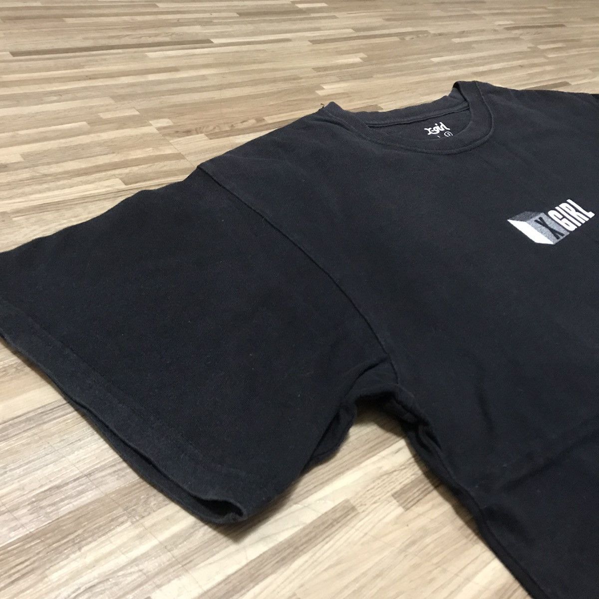 Girl Skateboards × Santa Cruz Skateboards XGIRL SKATEBOARDS CENTER LOGOS VERY RARE TEE Size US L / EU 52-54 / 3 - 4 Thumbnail