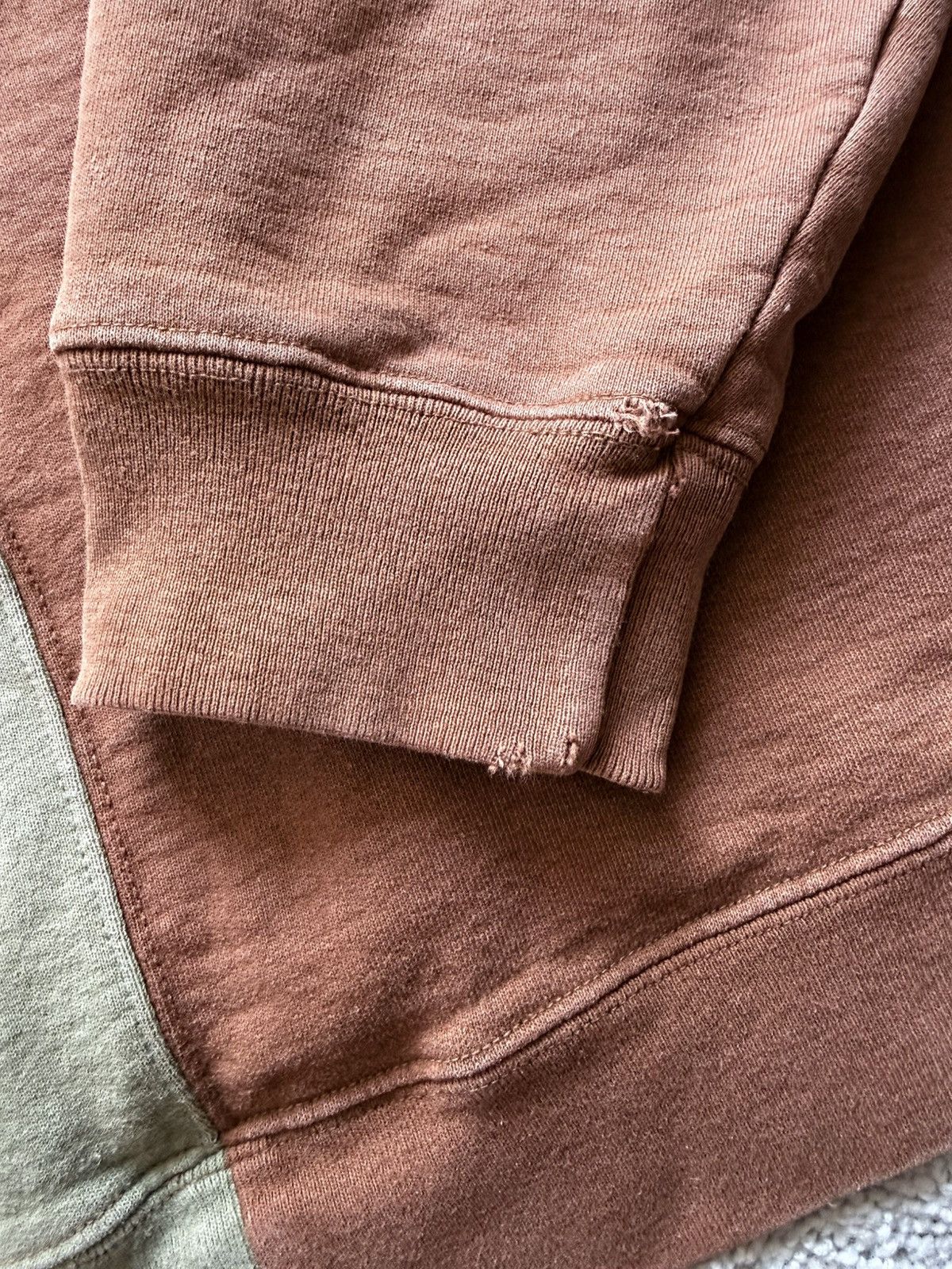 Supreme Good condition Supreme split crewneck from FW18 Size US L / EU 52-54 / 3 - 9 Thumbnail