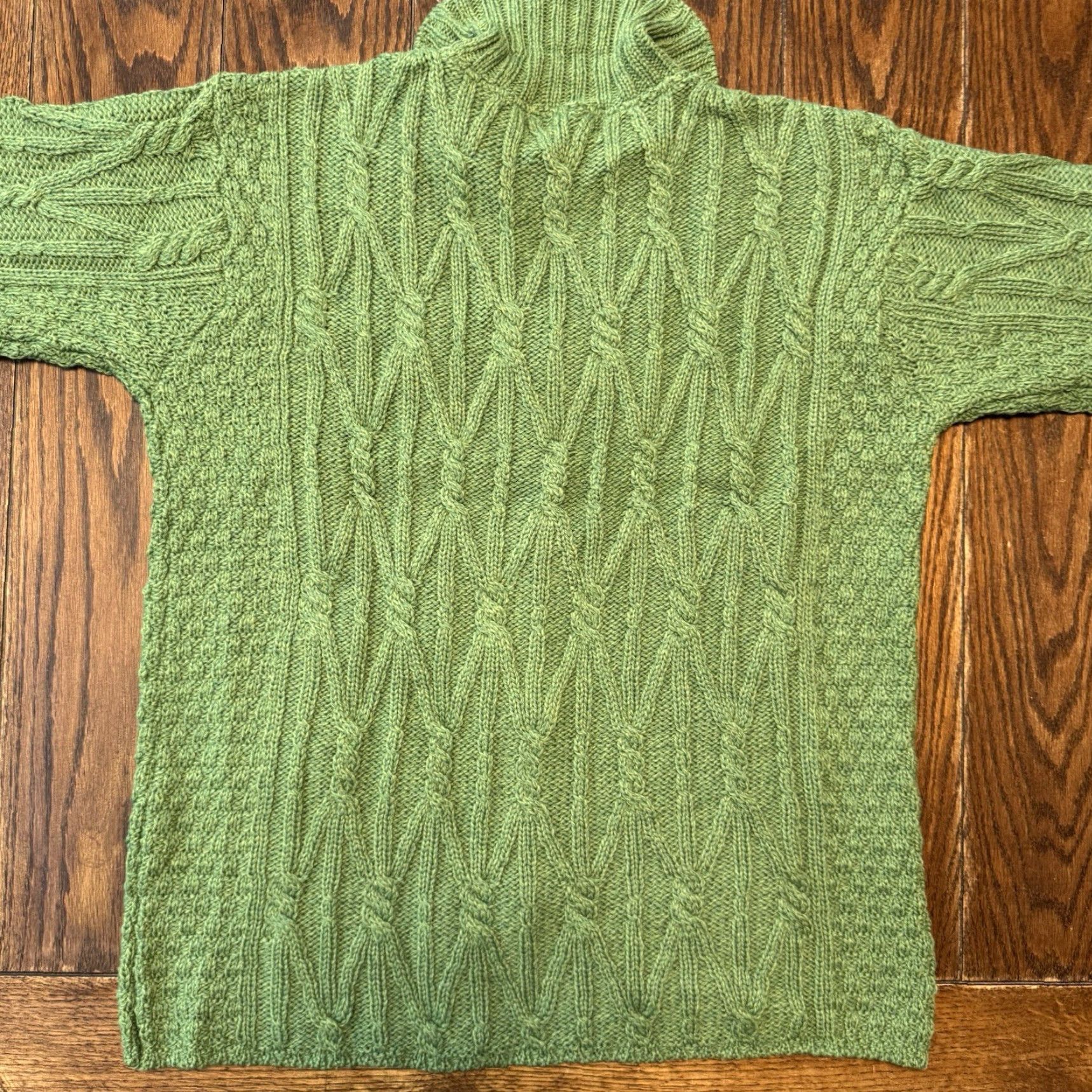 Vintage Aran Crafts Cardigan Women’s Large Green Merino Wool Button Cable Knit Sweater Knitwear Size L Regular Womens Vintage No Size L / US 10 / IT 46 - 6 Thumbnail