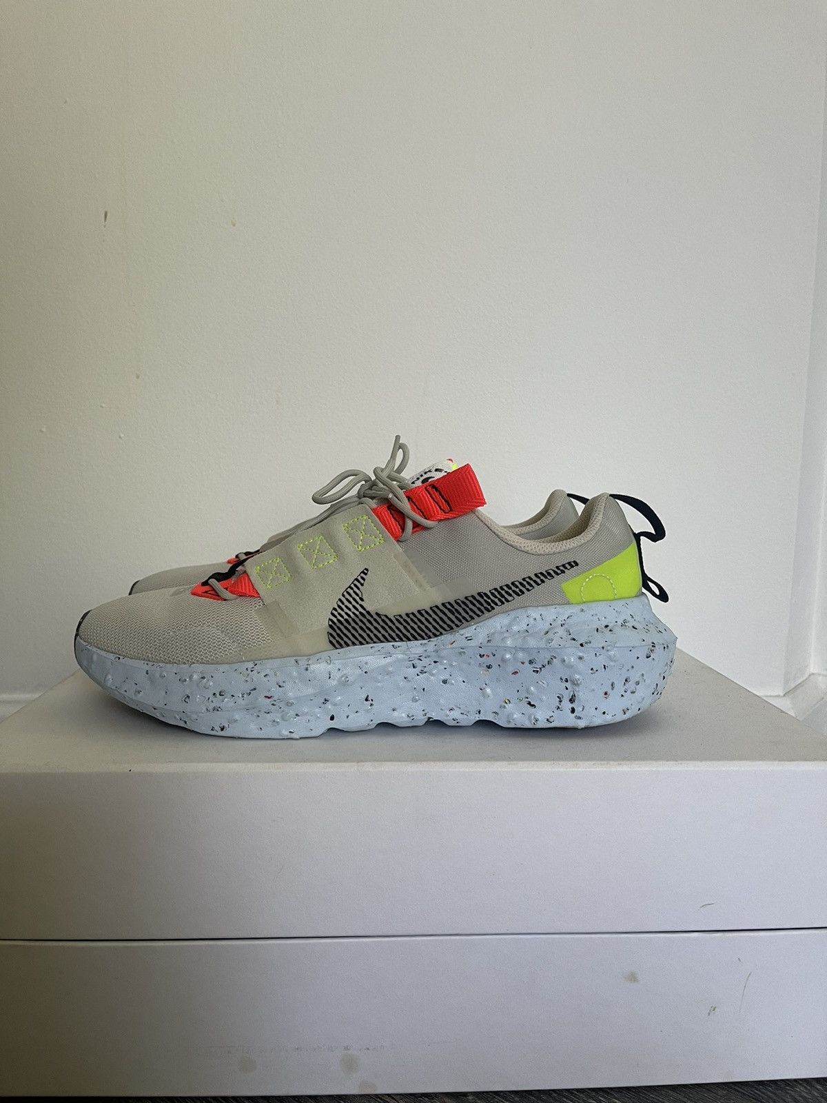 Nike Nike Crater Impact Light Bone Black Size US 8.5 / EU 41-42 - 2 Thumbnail