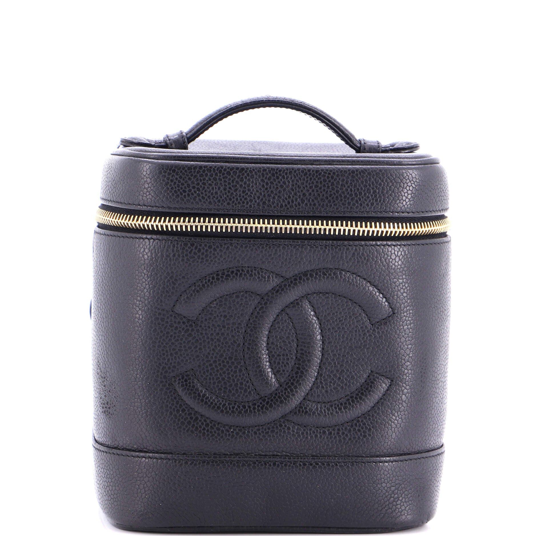 Chanel Vintage Timeless Cosmetic Case Size ONE SIZE - 1 Thumbnail