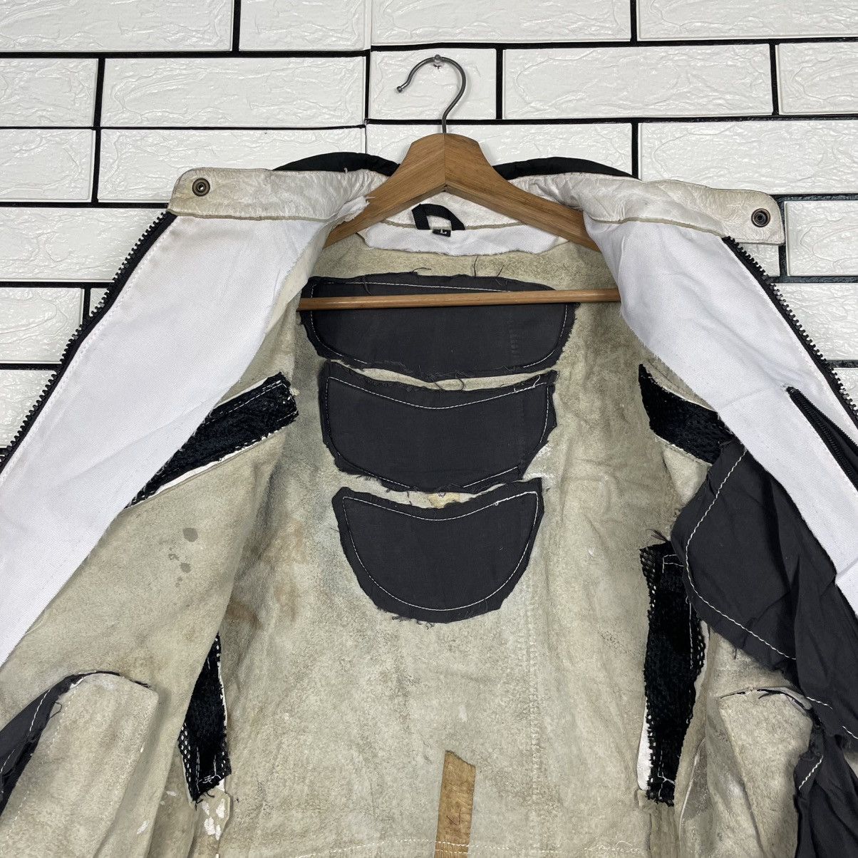 Japanese Brand White Leather Biker Jacket Size US M / EU 48-50 / 2 - 12 Thumbnail