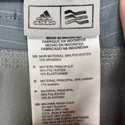 Adidas Adidas Chino Golf Shorts Mens 32 Grey Geometric Athletic Flat Front Stretch Logo Front Flat Front Pockets Casual Outdoor Sports Mens Size US 32 / EU 48 - 5 Thumbnail