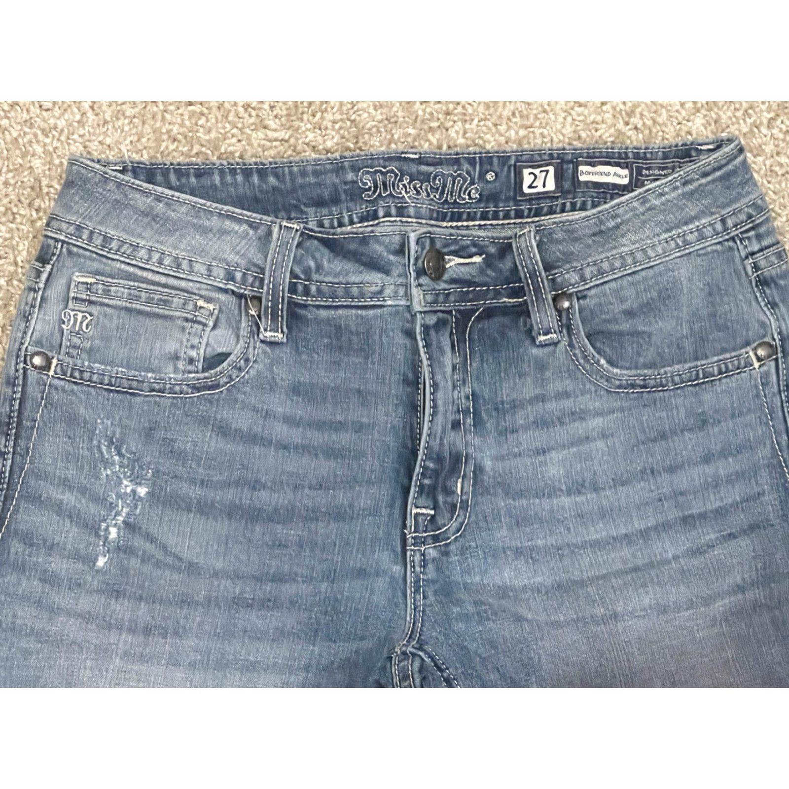 Miss Me Miss Me Distressed Boyfriend Ankle Jeans Size 27 Denim Blue Jeans W/Bedazzlement Size 27" / US 4 / IT 40 - 2 Thumbnail