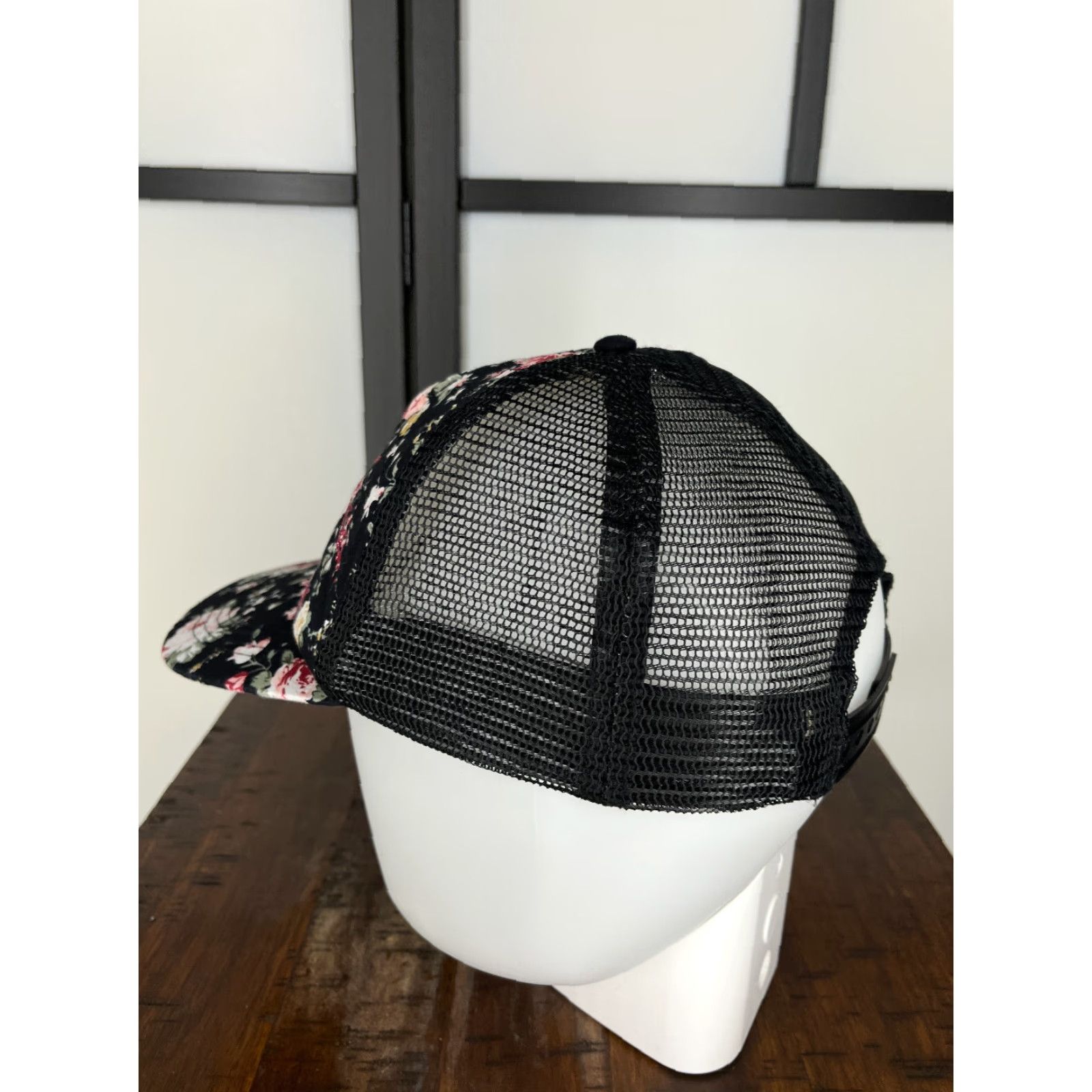 Pinko Womens One Size Hat Snap Back Black Pink Floral Glitter Trucker Polyester Size ONE SIZE - 5 Thumbnail