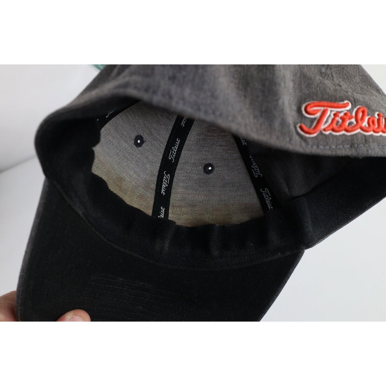 Titleist Titleist Golf Spell Out Script Golfing Stretch Fitted Hat Size ONE SIZE - 7 Thumbnail