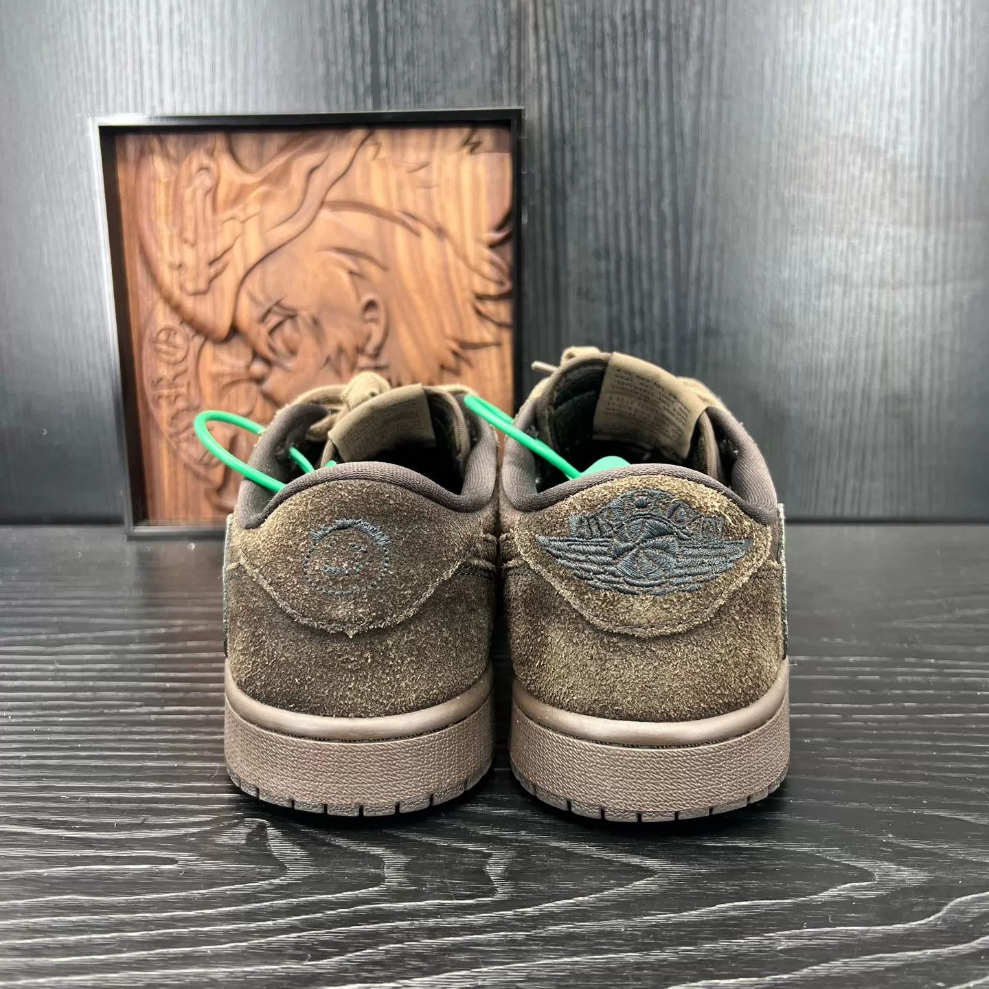 Travis Scott Travis Scott x Air Jordan 1 Low Velvet Size US 8.5 / EU 41-42 - 7 Thumbnail