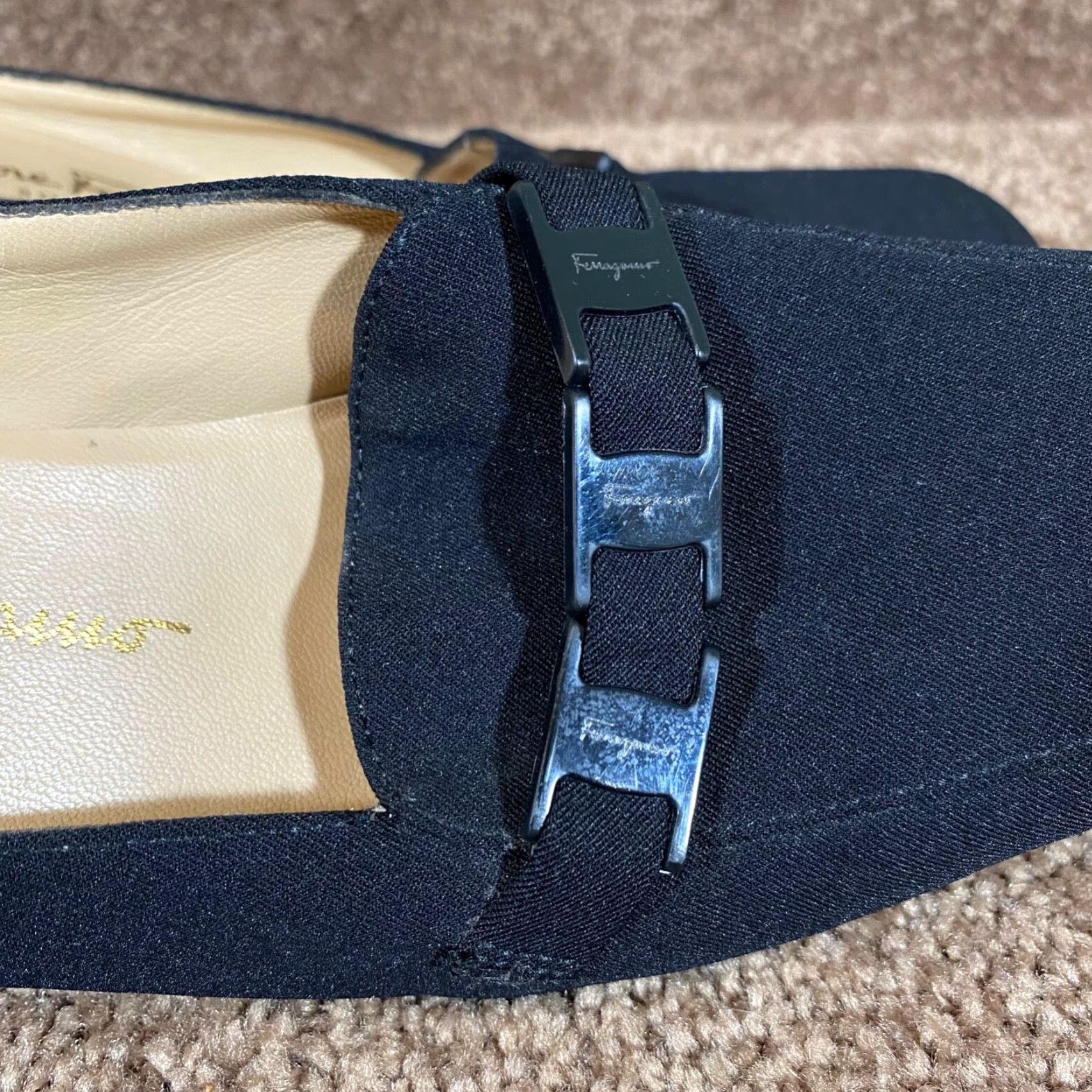 Salvatore Ferragamo Salvatore Ferragamo Heels Womens 9 B Black Buckle Block Lightweight Comfort 2.5" Pump Womens Shoes US 9.5 Nubuck Size US 10 / IT 40 - 4 Thumbnail