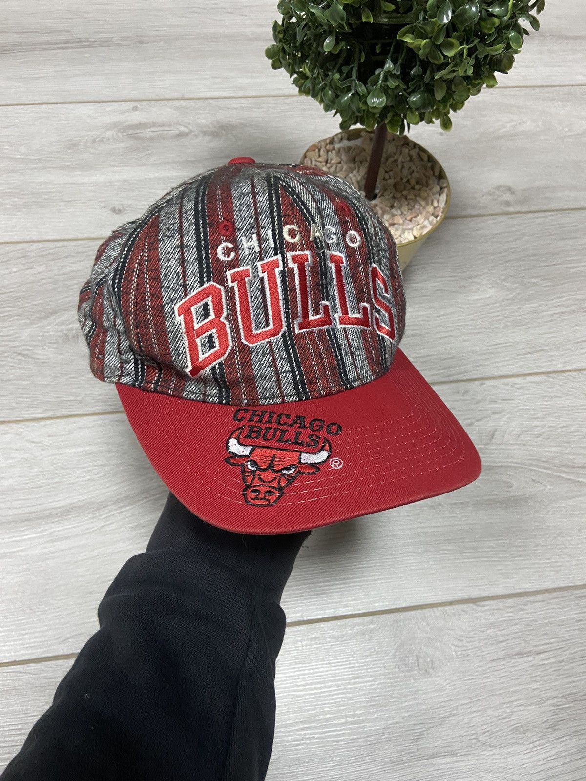 NBA Chicago Bulls KOREA Starter vintage cap SnapBack striped Size ONE SIZE - 1 Thumbnail